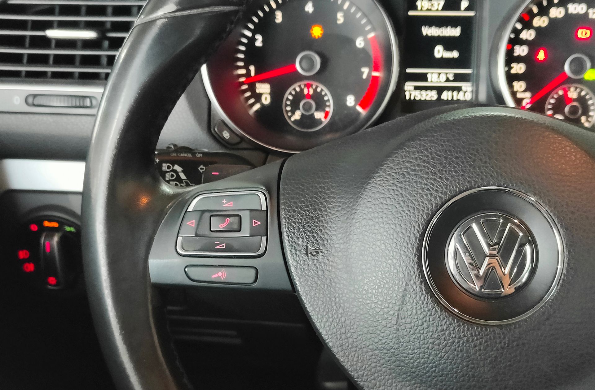 Volkswagen Golf Sport 1.4 TSI DSG - foto 24