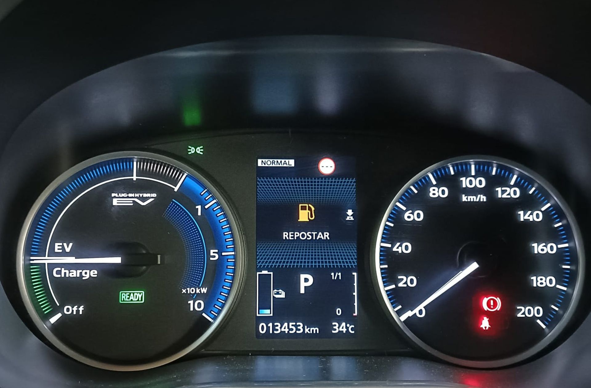 Mitsubishi Eclipse Cross 2.4 PHEV Kaiteki 4WD - foto 29