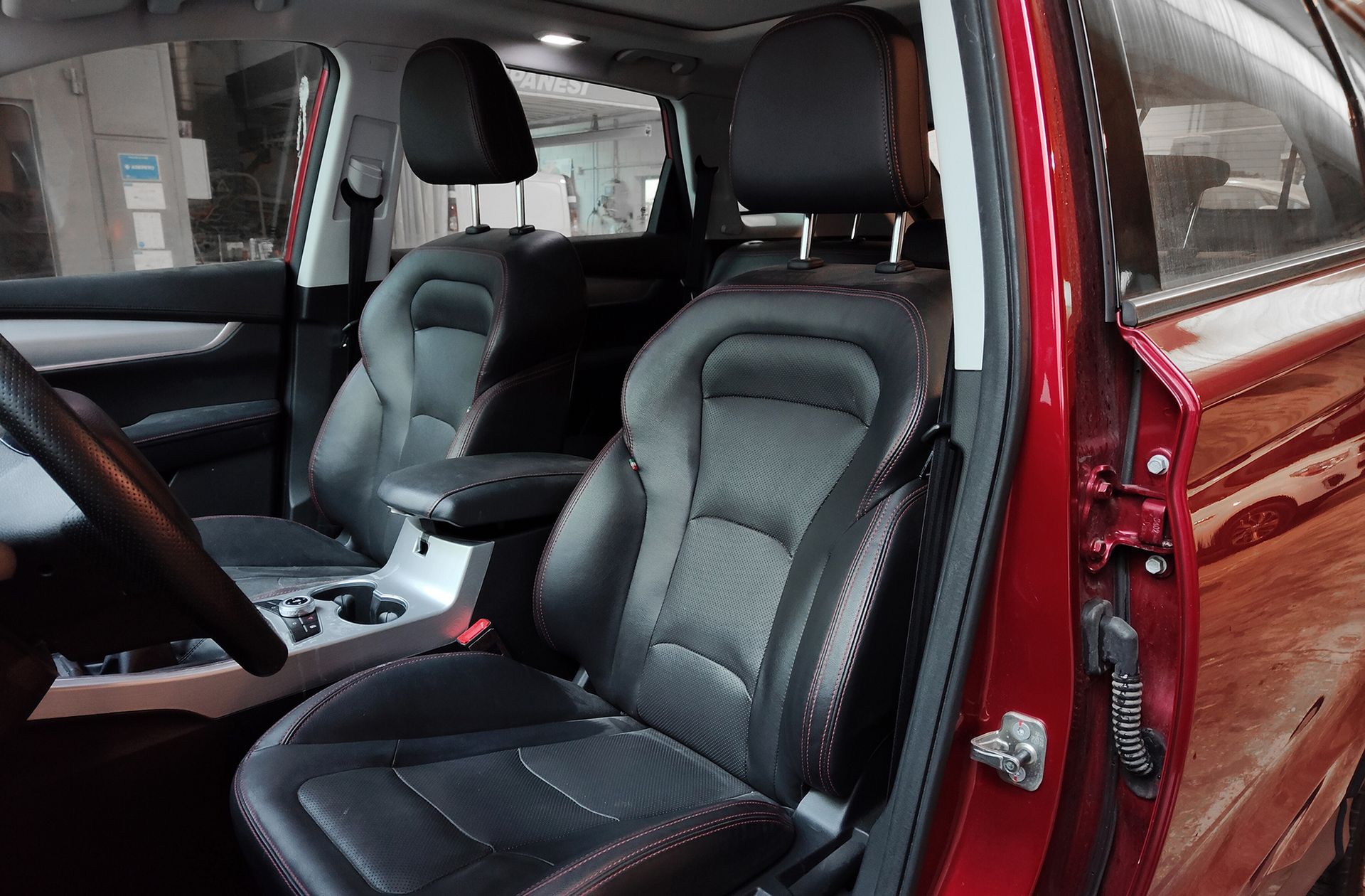 SWM G01 1.5T Luxury - foto 12