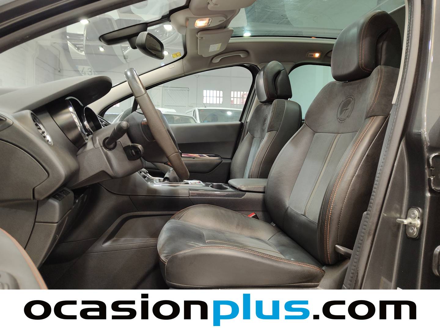 Foto asientos delanteros Peugeot 3008 Peugeot 3008 1.6 BlueHDi Crossway (120 CV)