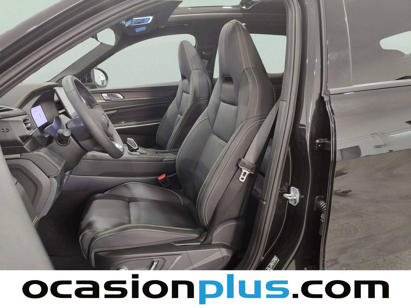 Foto asientos delanteros Lynk & Co 01 Lynk & Co 01 1.5 PHEV More (276 CV)