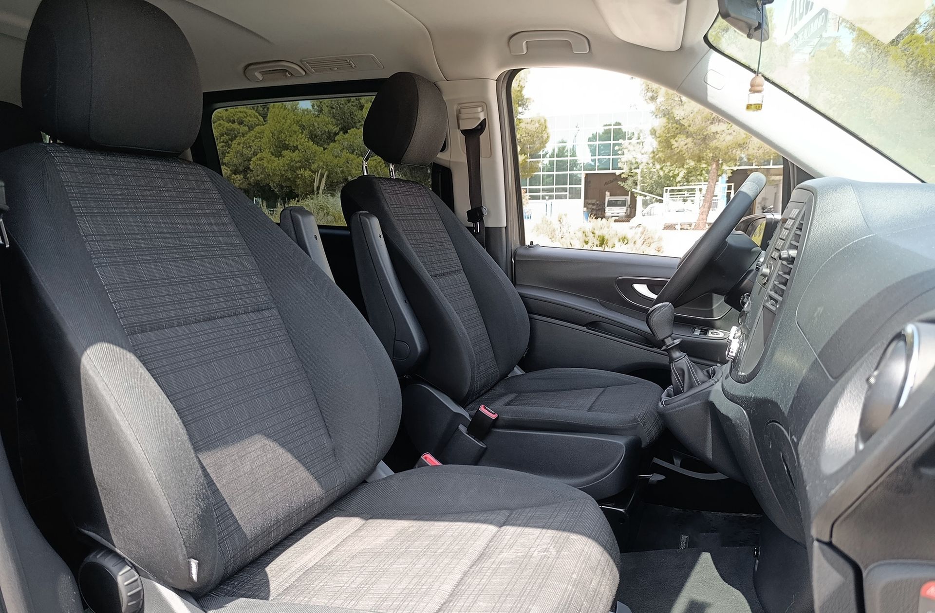 Mercedes-Benz Vito Combi 114 CDI Tourer Base Larga - foto 18