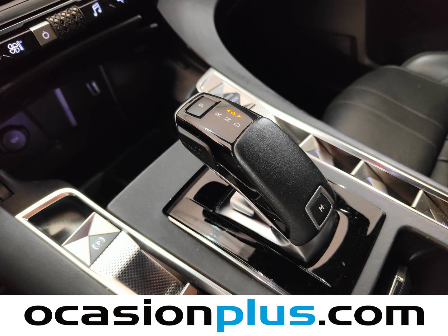 Foto DS DS 7 Crossback DS DS7 Crossback PureTech 180 Grand Chic Auto (180 CV)