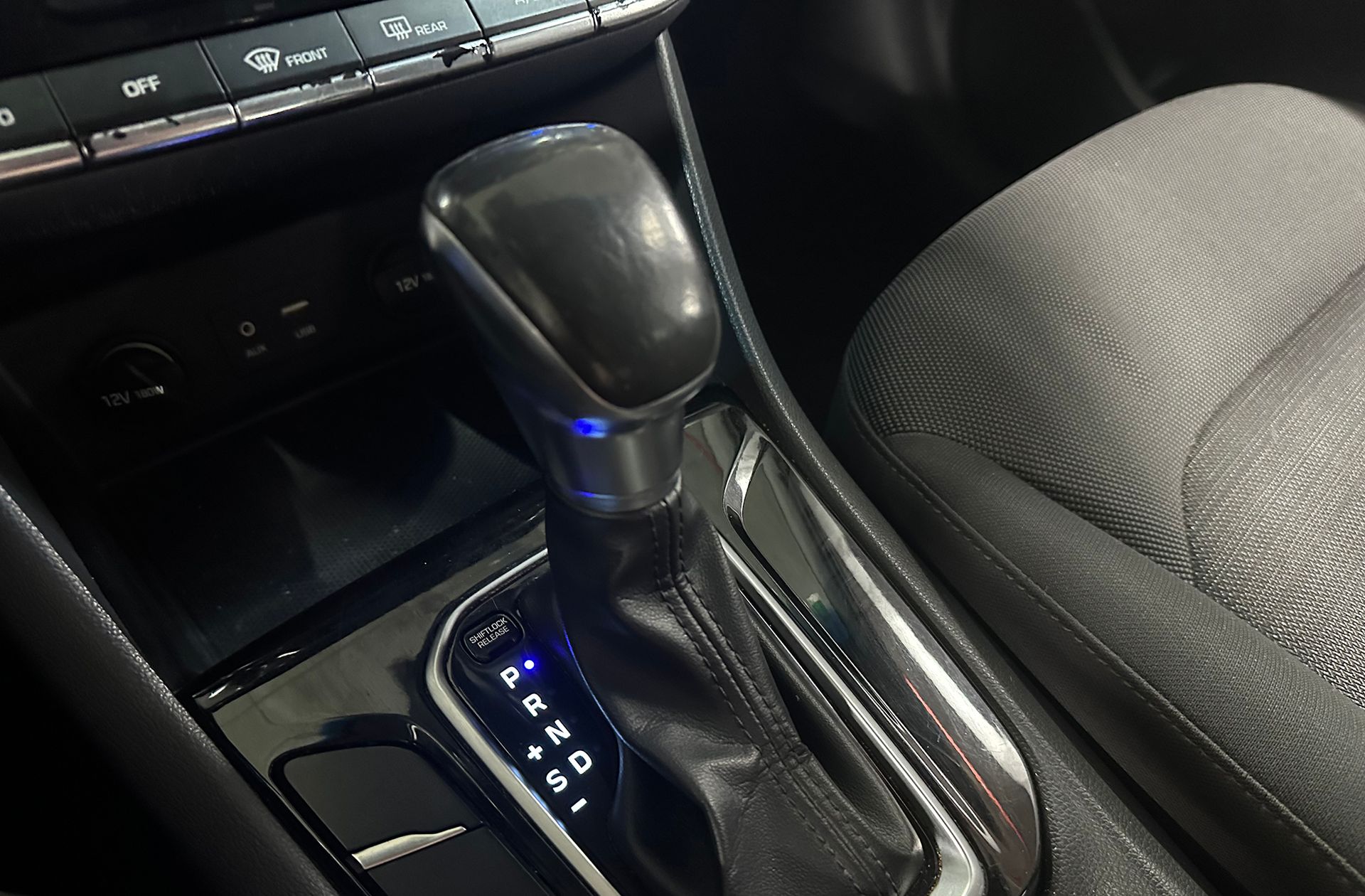 Hyundai Ioniq 1.6 GDI HEV Klass Nav DCT - foto 5
