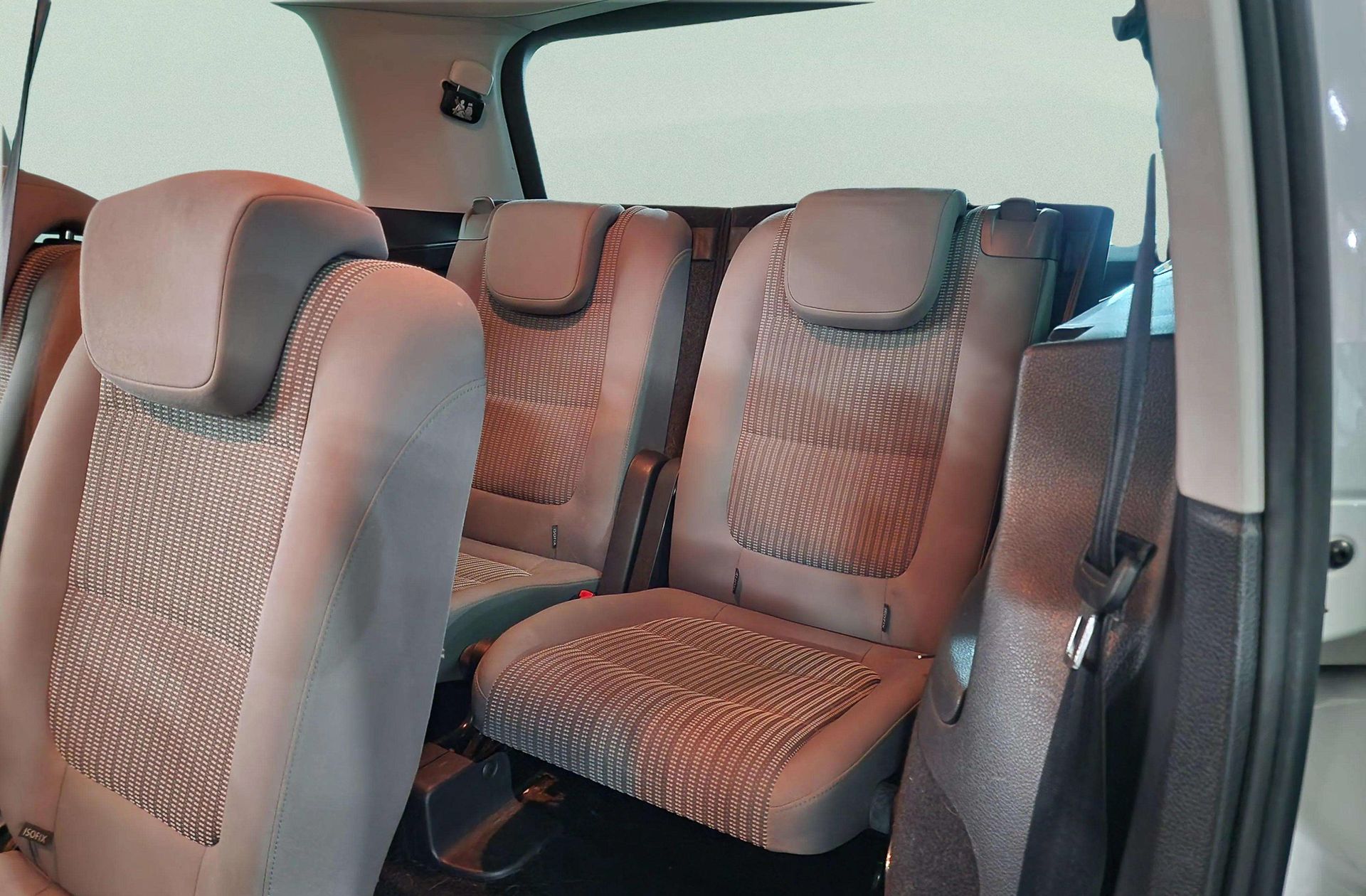 SEAT Alhambra 2.0 TDI Style Travel DSG 7 plazas - foto 6
