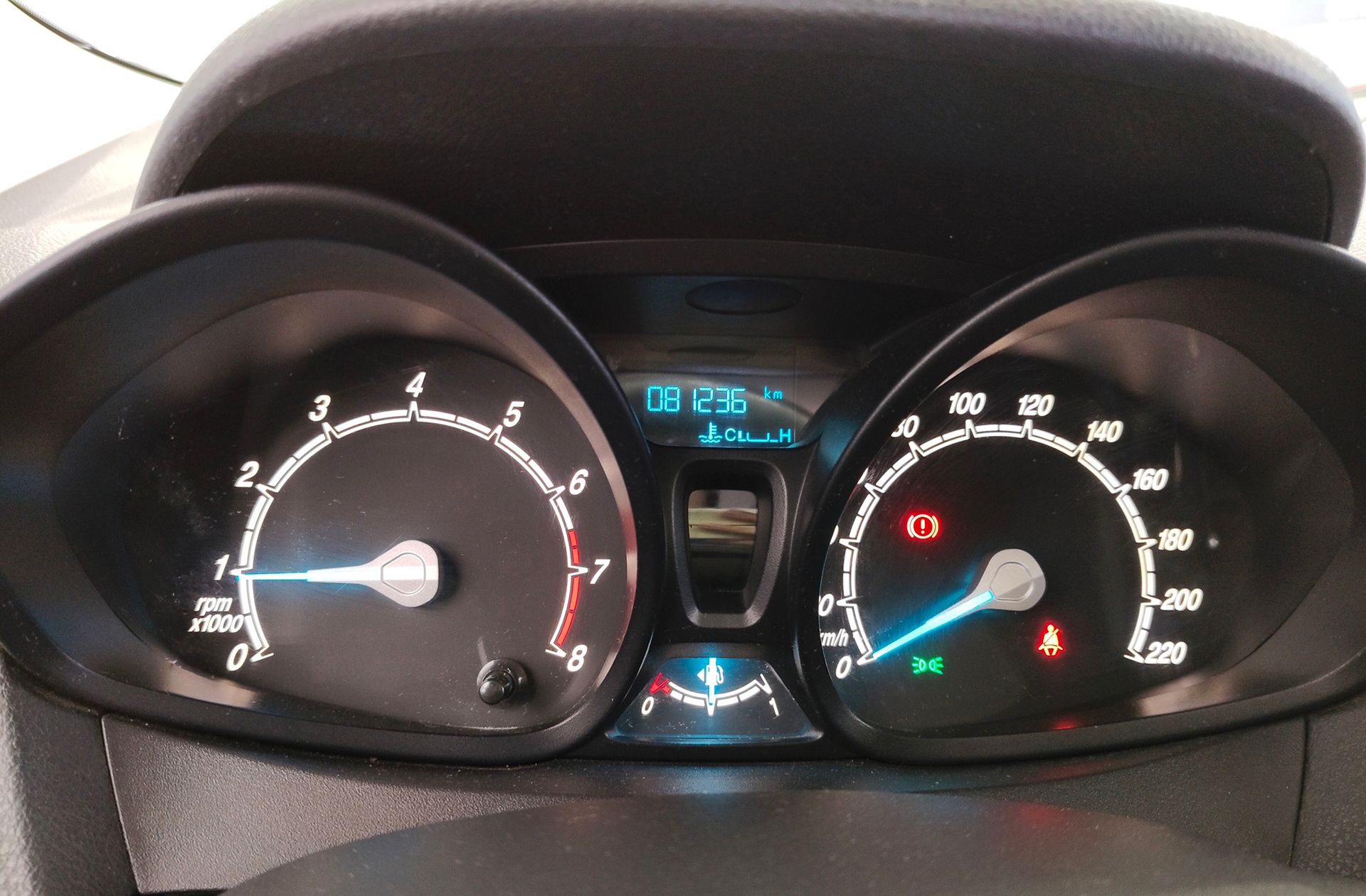 Ford Tourneo Courier 1.0 EcoBoost Sport - foto 21