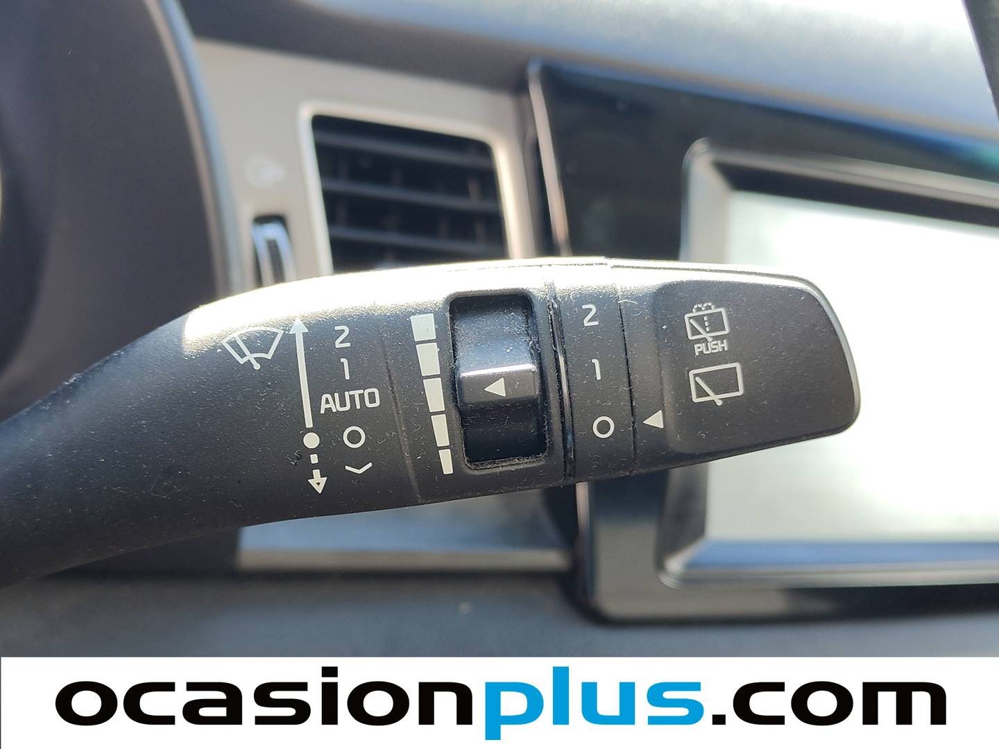 Accesorios del KIA Niro KIA Niro 1.6 GDi HEV Drive (141 CV)