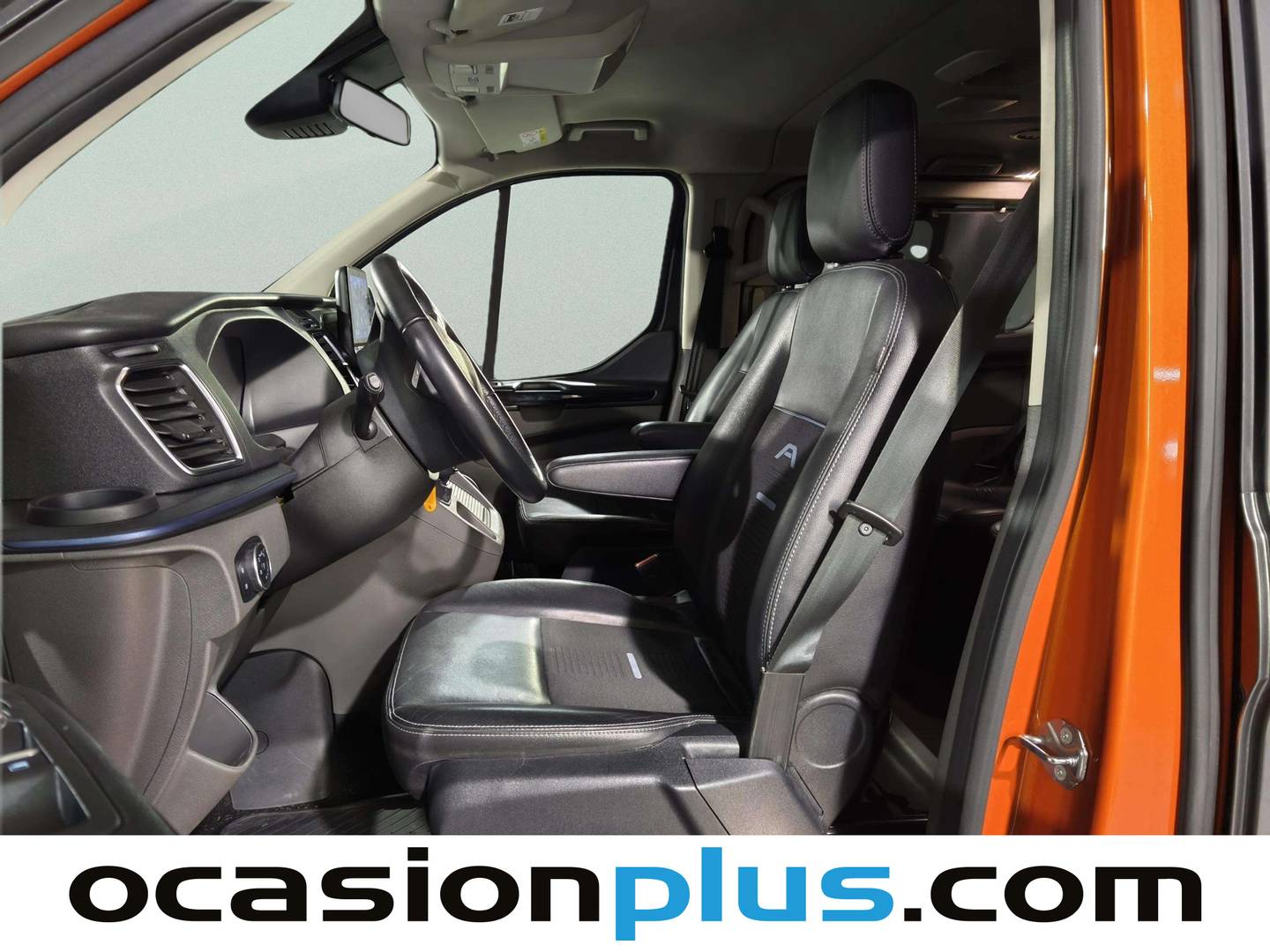Foto asientos delanteros Ford Tourneo Custom Ford Tourneo Custom 2.0 Ecoblue Hybrid L1 Active (185 CV)