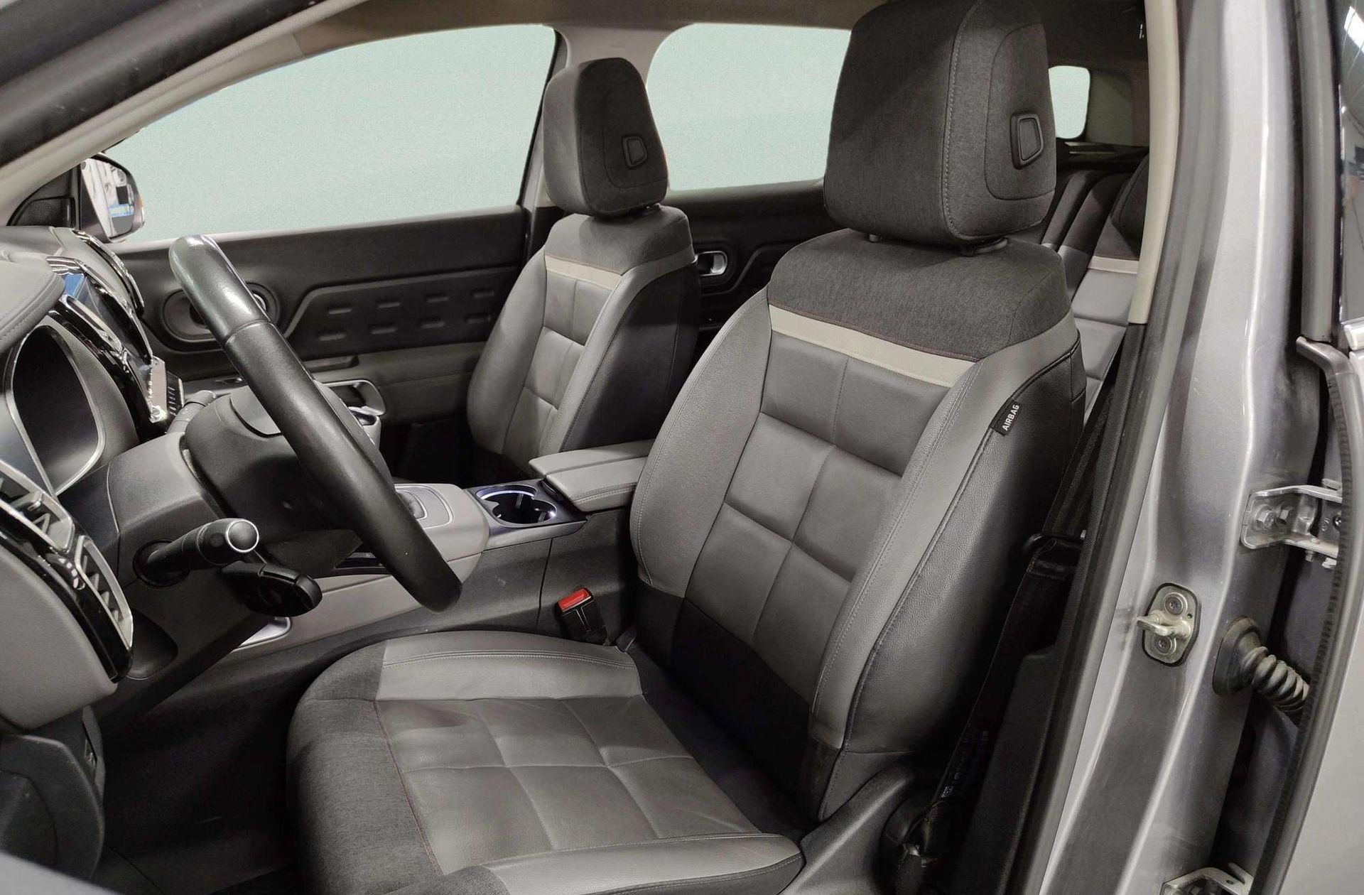 Citroën C5 Aircross BlueHDi 130 Shine - foto 11