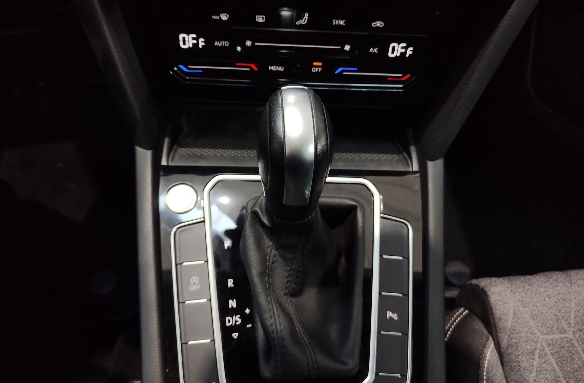 Volkswagen Passat Variant Executive 2.0 TDI DSG - foto 5