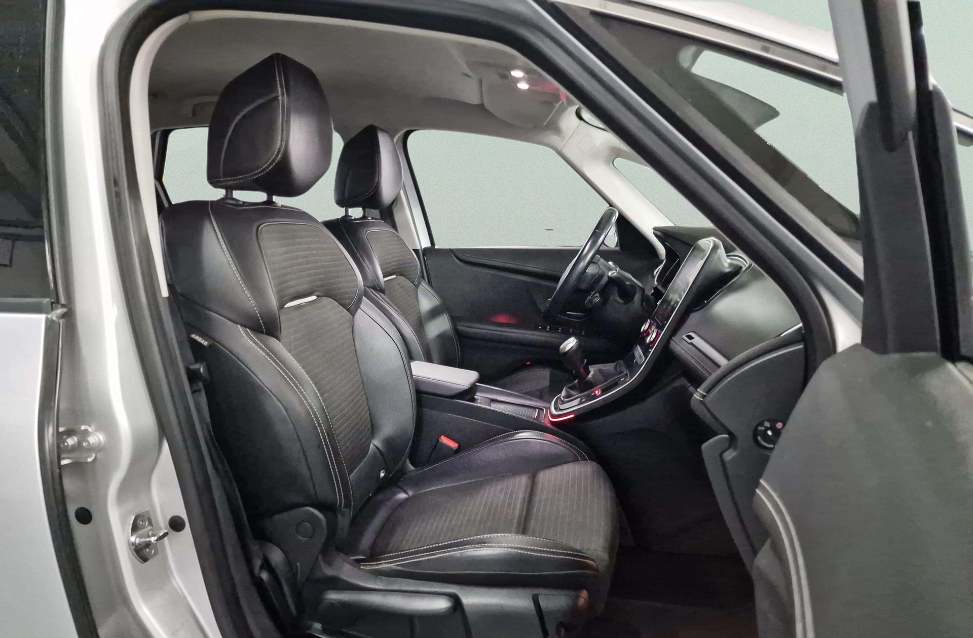Renault Scénic Zen Energy TCe - foto 19