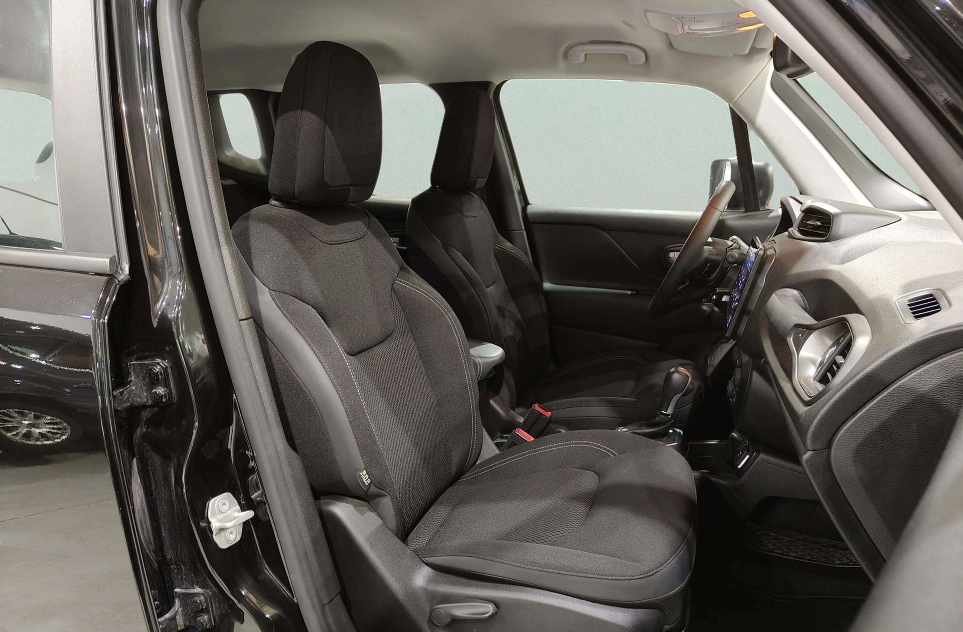 Jeep Renegade eHybrid 1.5 Limited ATX - foto 21