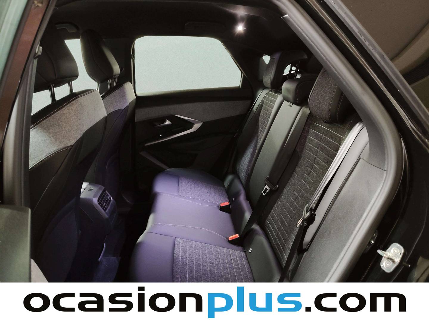 Foto asientos traseros Peugeot 3008 Hybrid Peugeot 3008 Hybrid 145 Allure eDCS6 (145 CV)