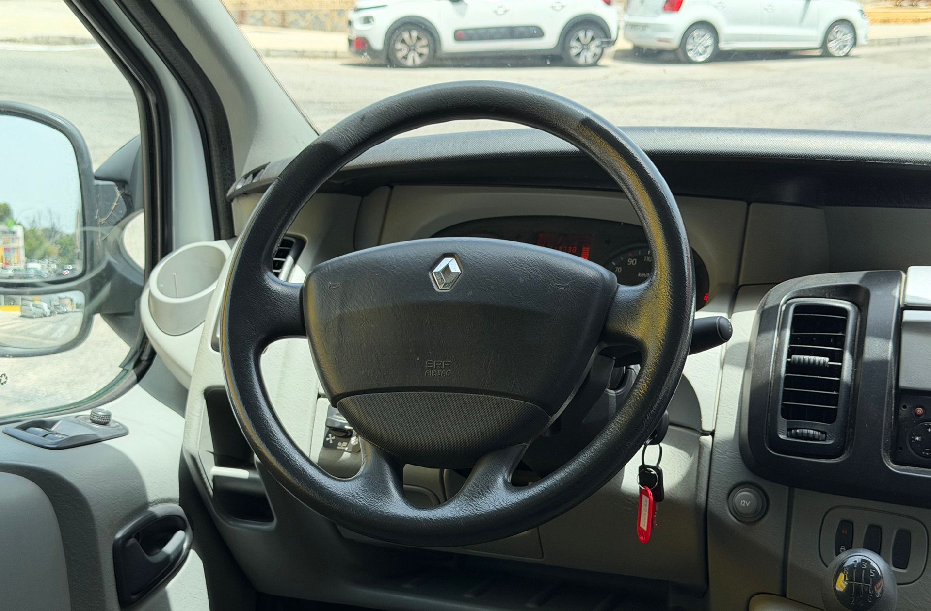 Renault Trafic Furgon 2.0 dCi Furgon 29 Corto Normal Camperizada 3 plazas - foto 25