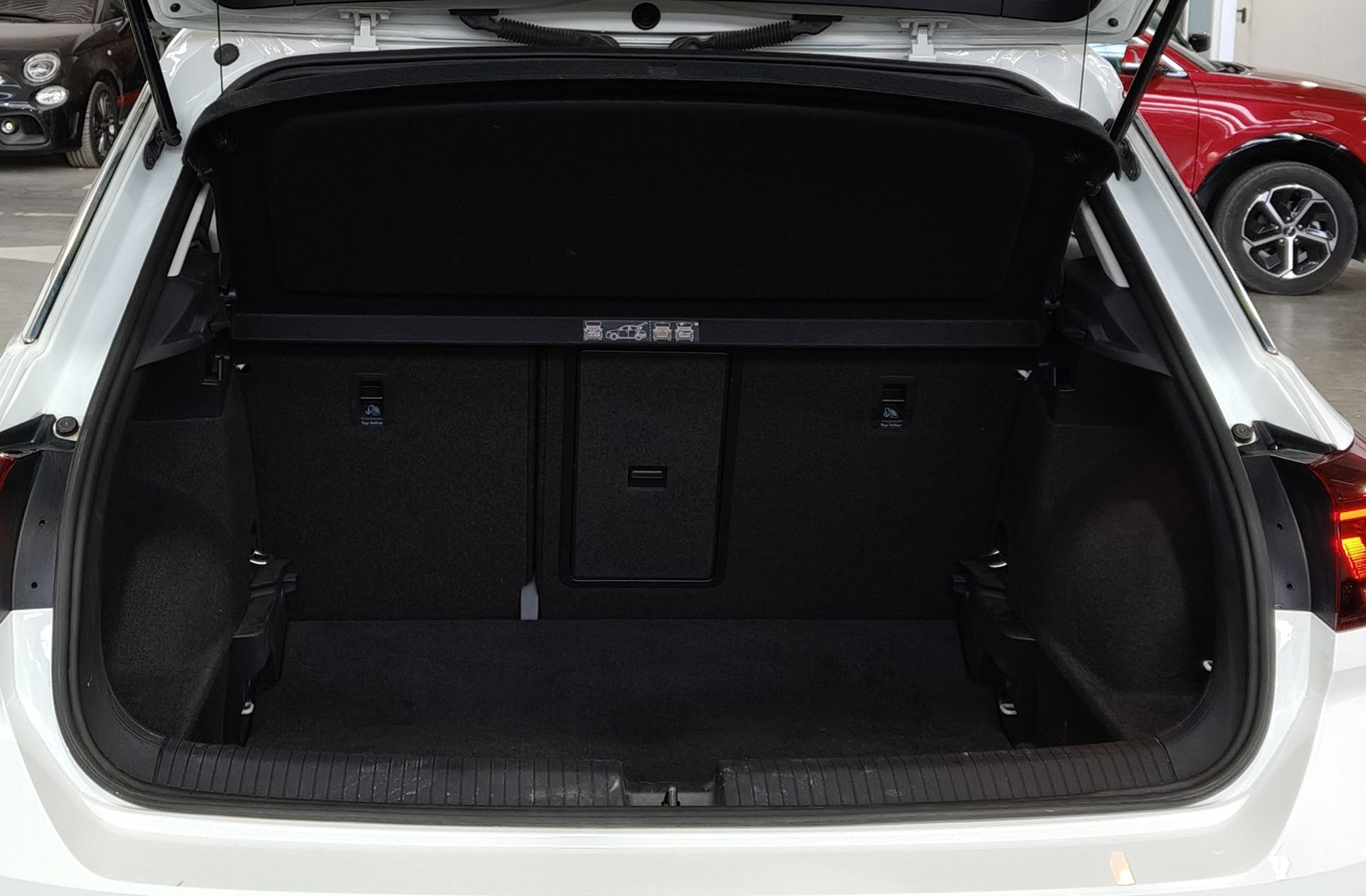 Volkswagen T-Roc Sport 1.5 TSI - foto 15