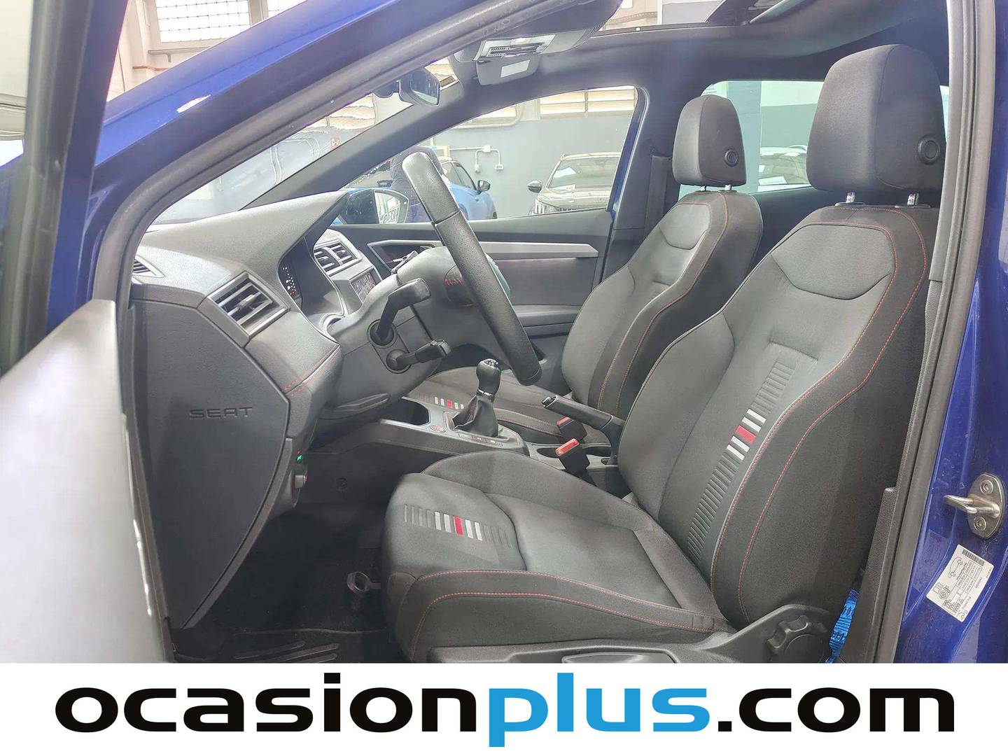 Foto asientos delanteros Seat Ibiza SEAT Ibiza 1.0 TSI FR Plus (115 CV)
