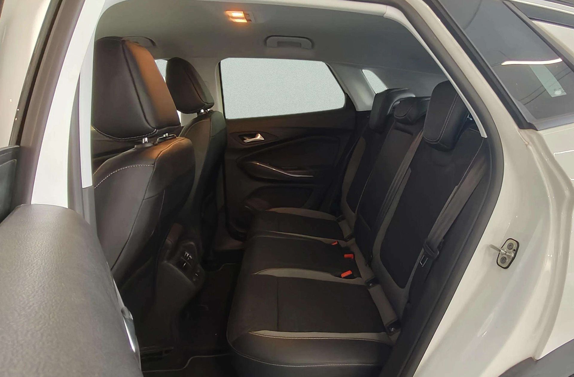 Opel Grandland 1.2 Turbo Ultimate - foto 11
