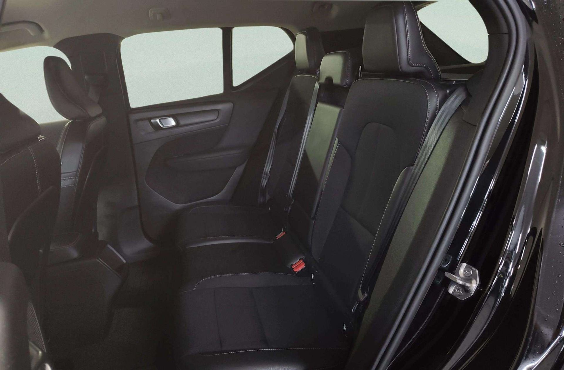 Volvo XC40 T3 Business Plus - foto 13