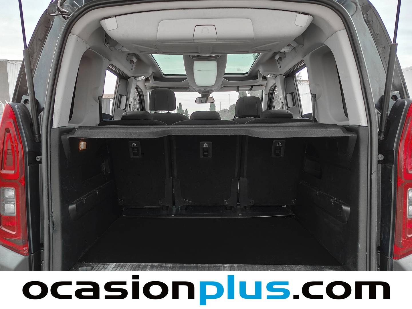 Foto Citroën Berlingo Citroen Berlingo BlueHDi 130 S&S Talla M Shine EAT8 (130 CV)