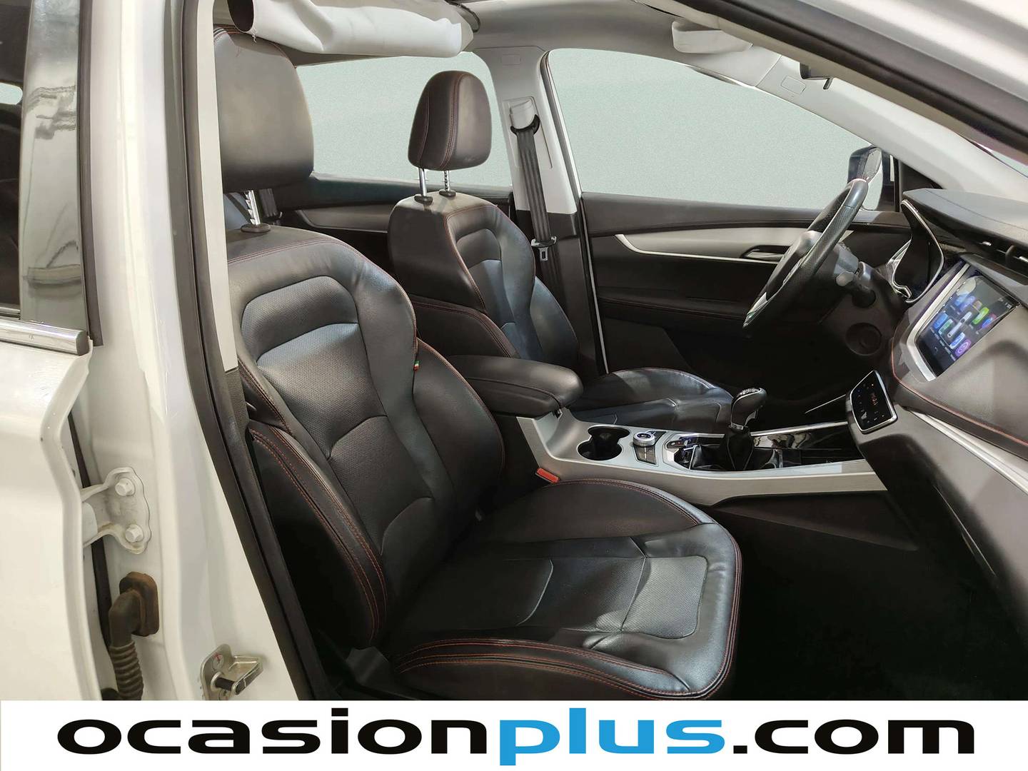 SWM G01 SWM G01 1.5T Luxury (131 CV) manual