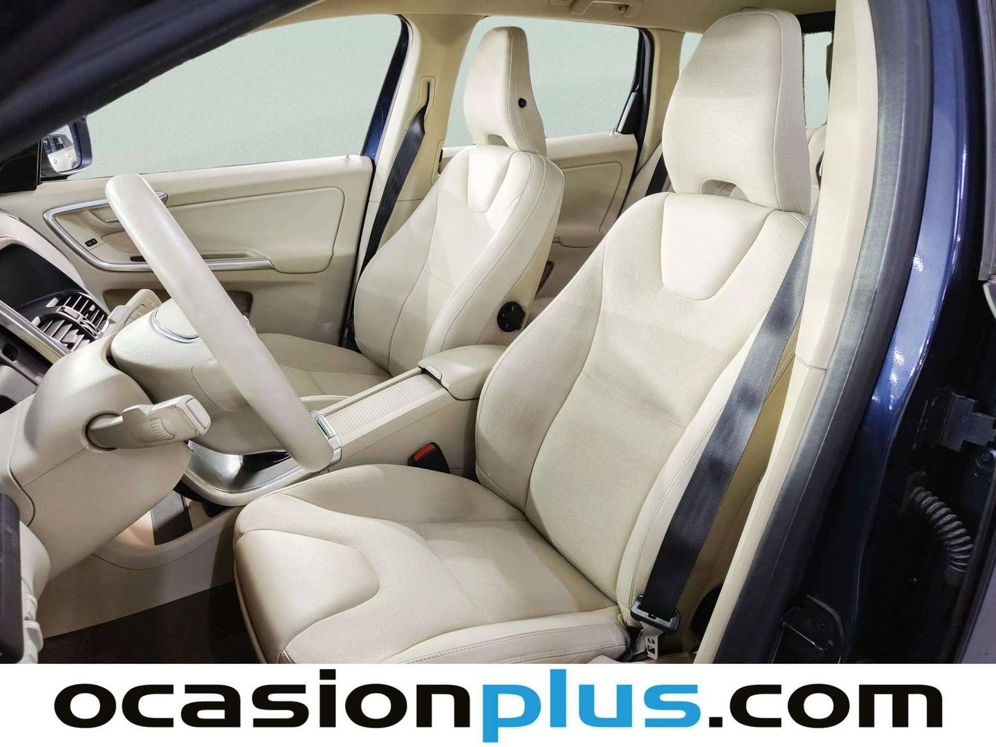 Foto asientos delanteros Volvo XC60 Volvo XC60 D4 Momentum AWD Auto (163 CV)