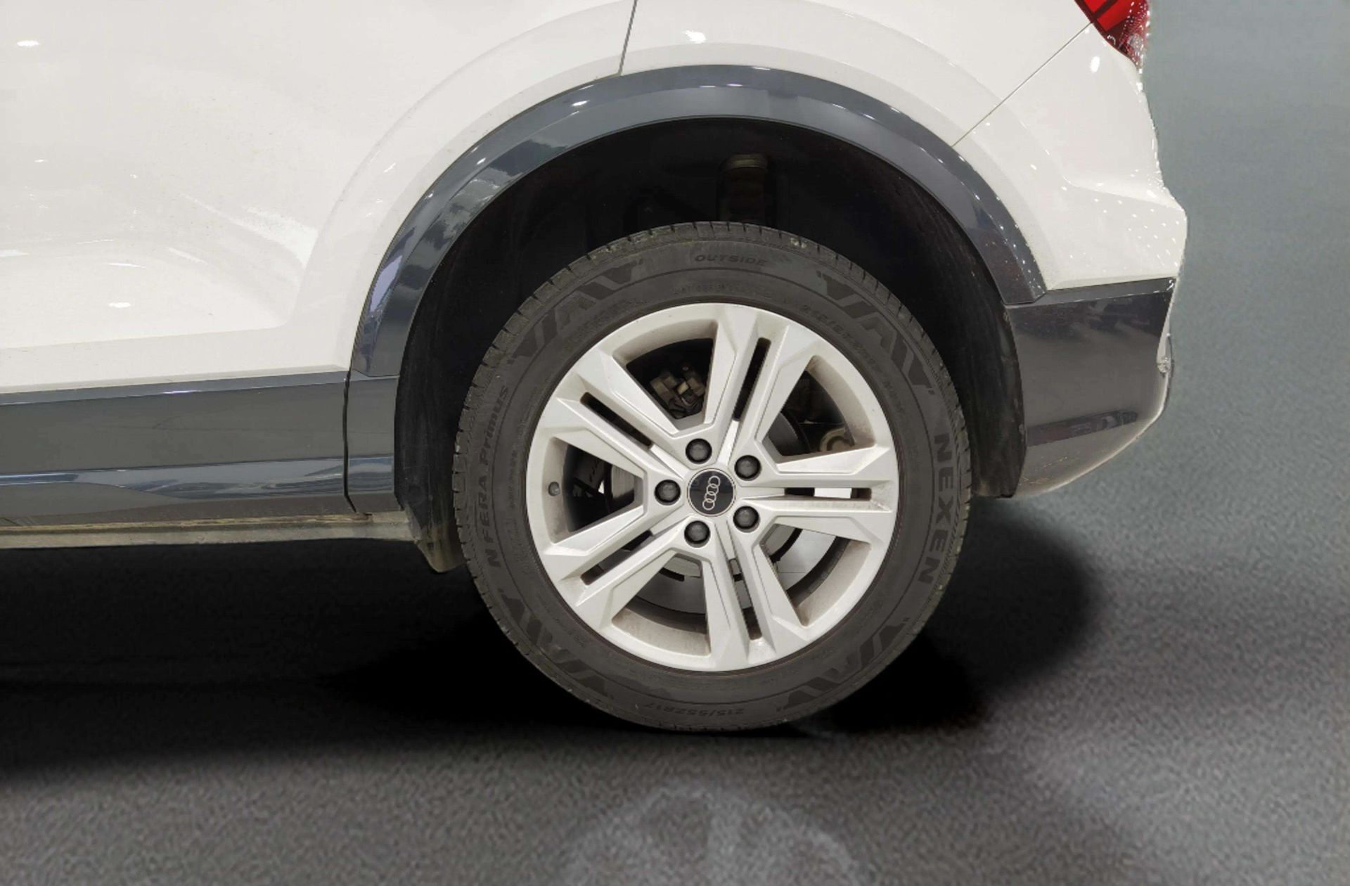Audi Q2 Advanced 30 TDI - foto 35