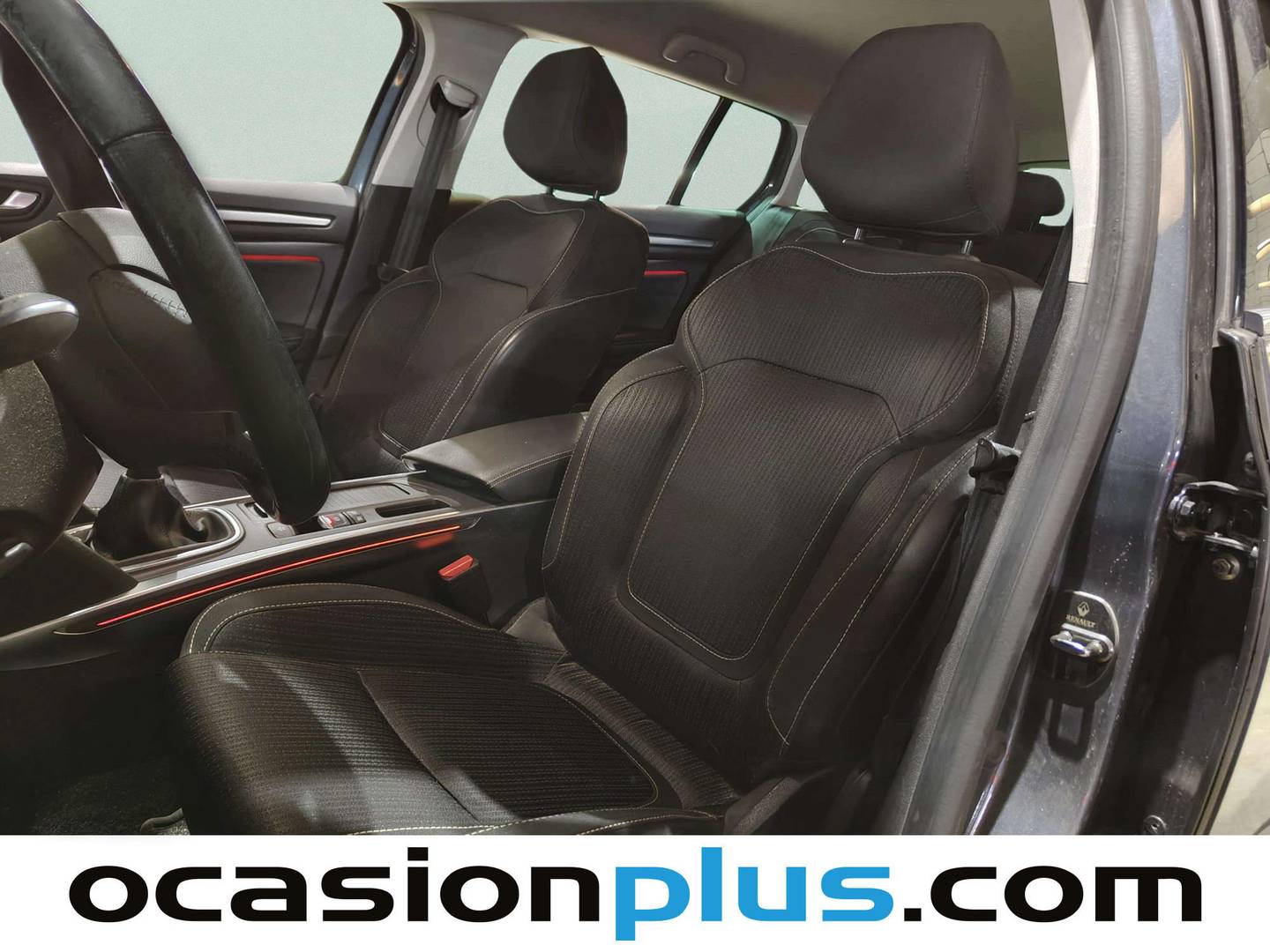 Foto asientos delanteros Renault Mégane Renault Megane Zen TCe  (140 CV) GPF