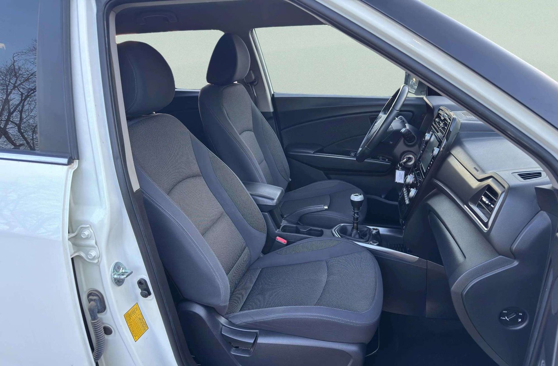 SsangYong Tivoli G12T Urban Plus - foto 17