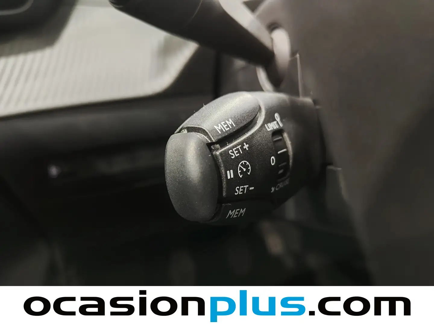 Foto Peugeot 208 Peugeot 208 PureTech 100 Allure (100 CV)