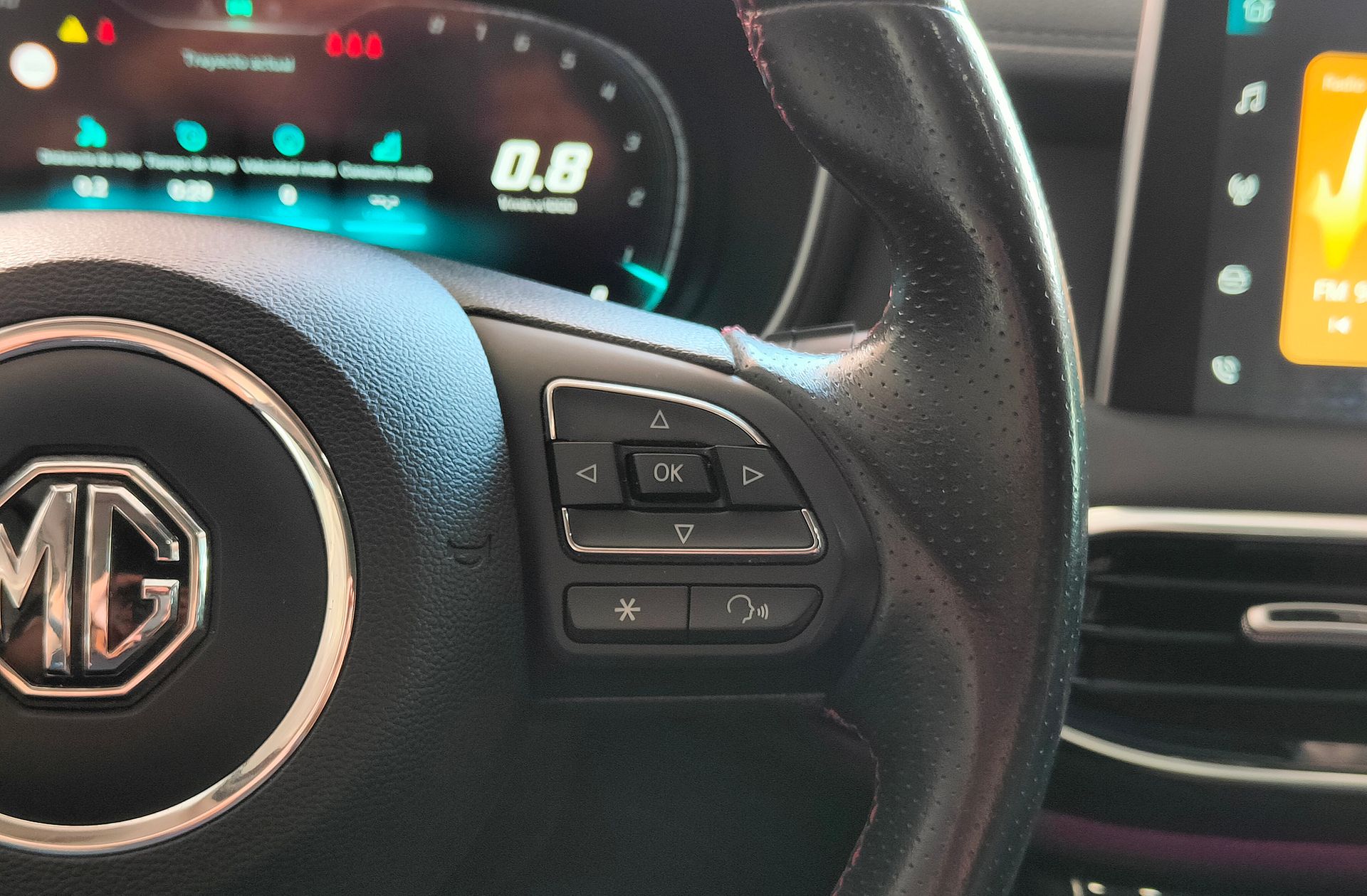 MG HS 1.5 Turbo GDI Luxury - foto 29