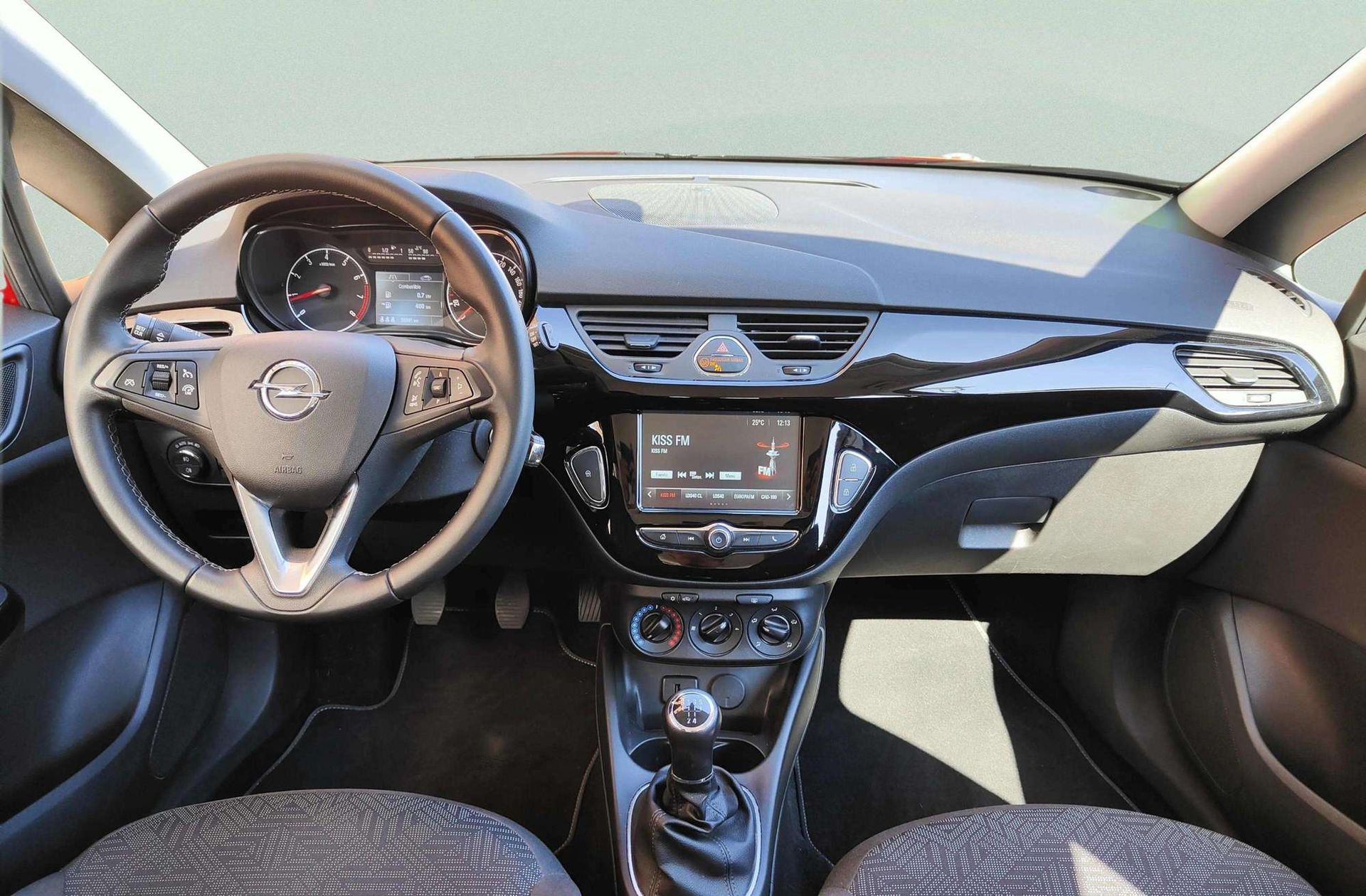 Opel Corsa 1.4 Selective - foto 6
