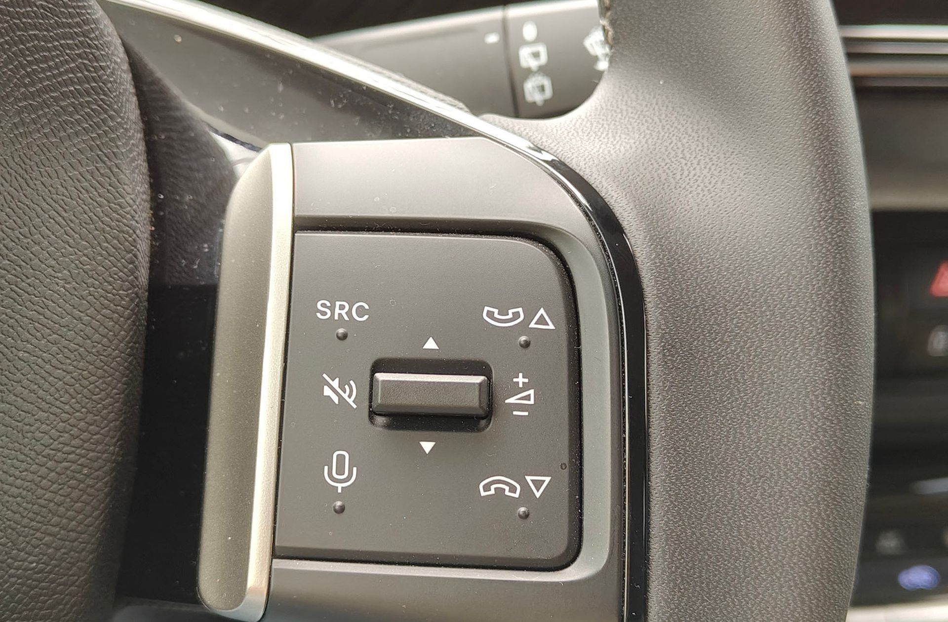 Citroën C3 Aircross Hybrid 145 Plus e-DCS6 - foto 26