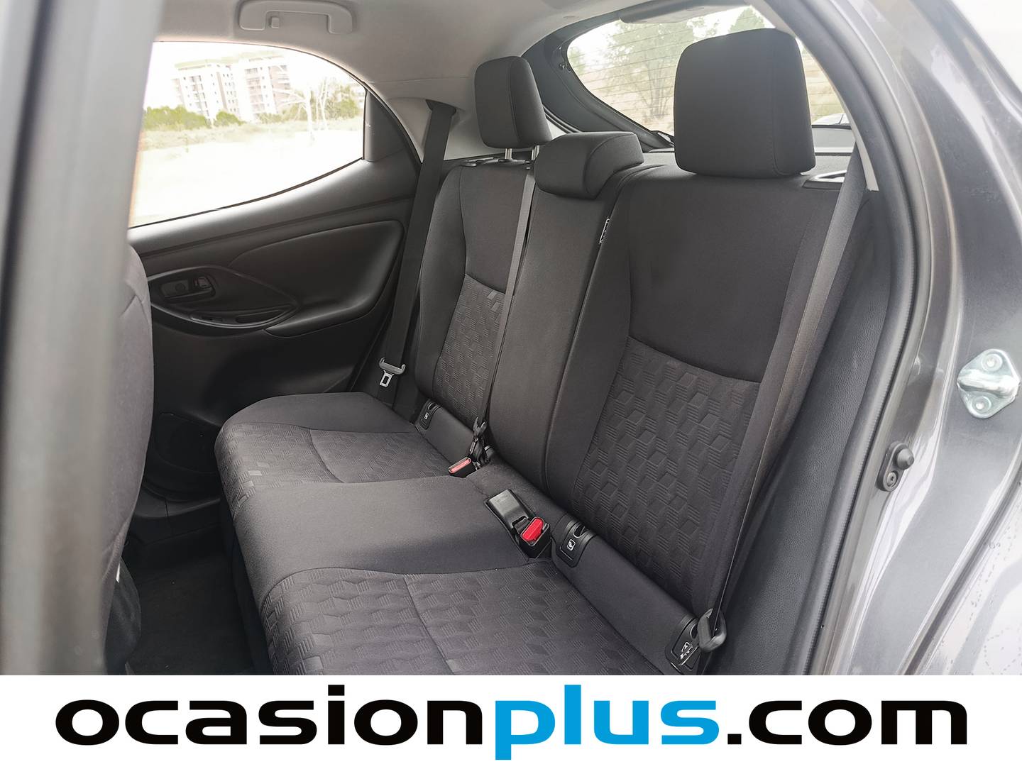 Foto asientos traseros Toyota Yaris Toyota Yaris 120H Active Plus (116 CV)