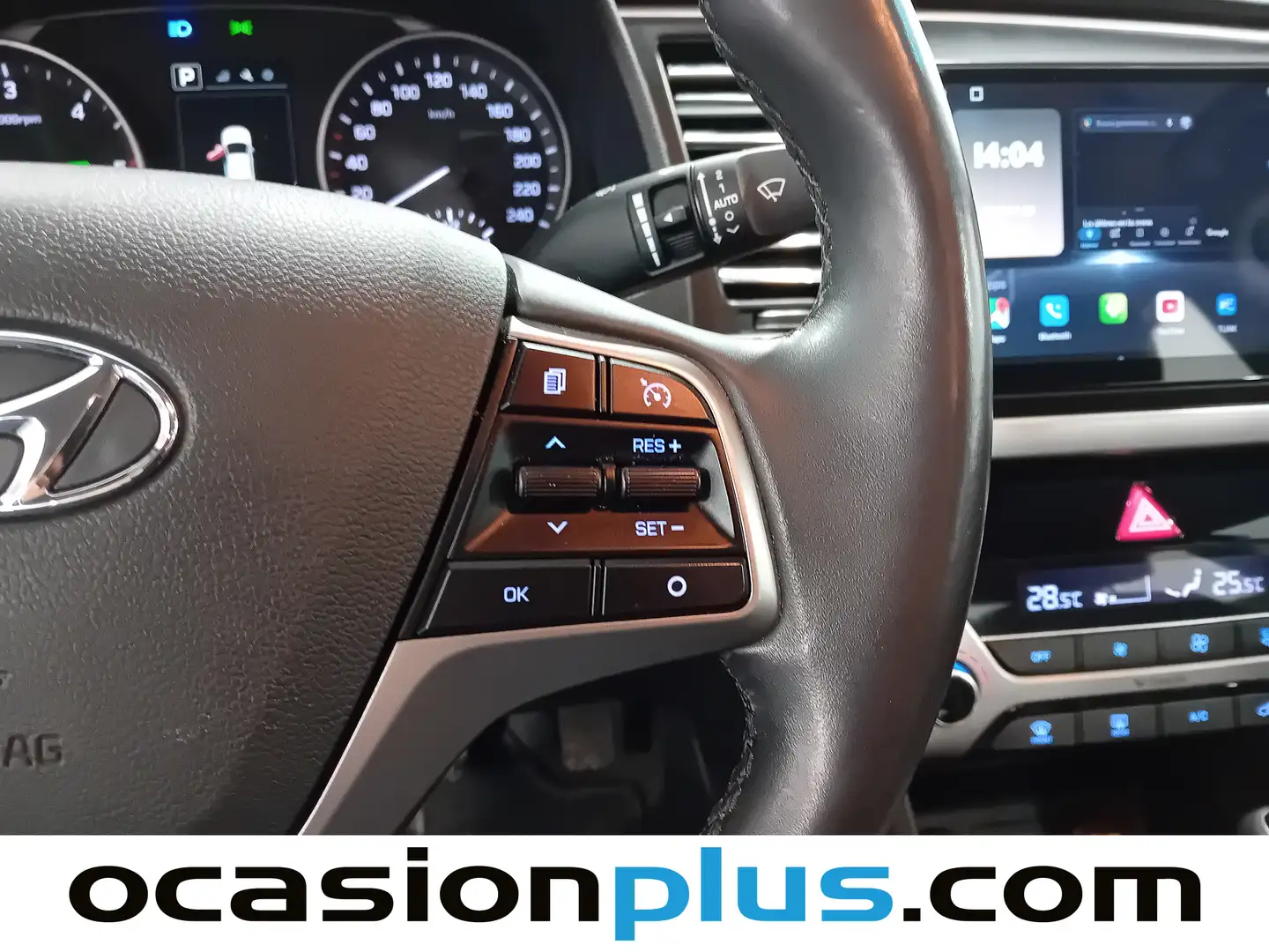 Foto Hyundai Elantra Hyundai Elantra 1.6 CRDi BlueDrive Style DCT (136 CV)