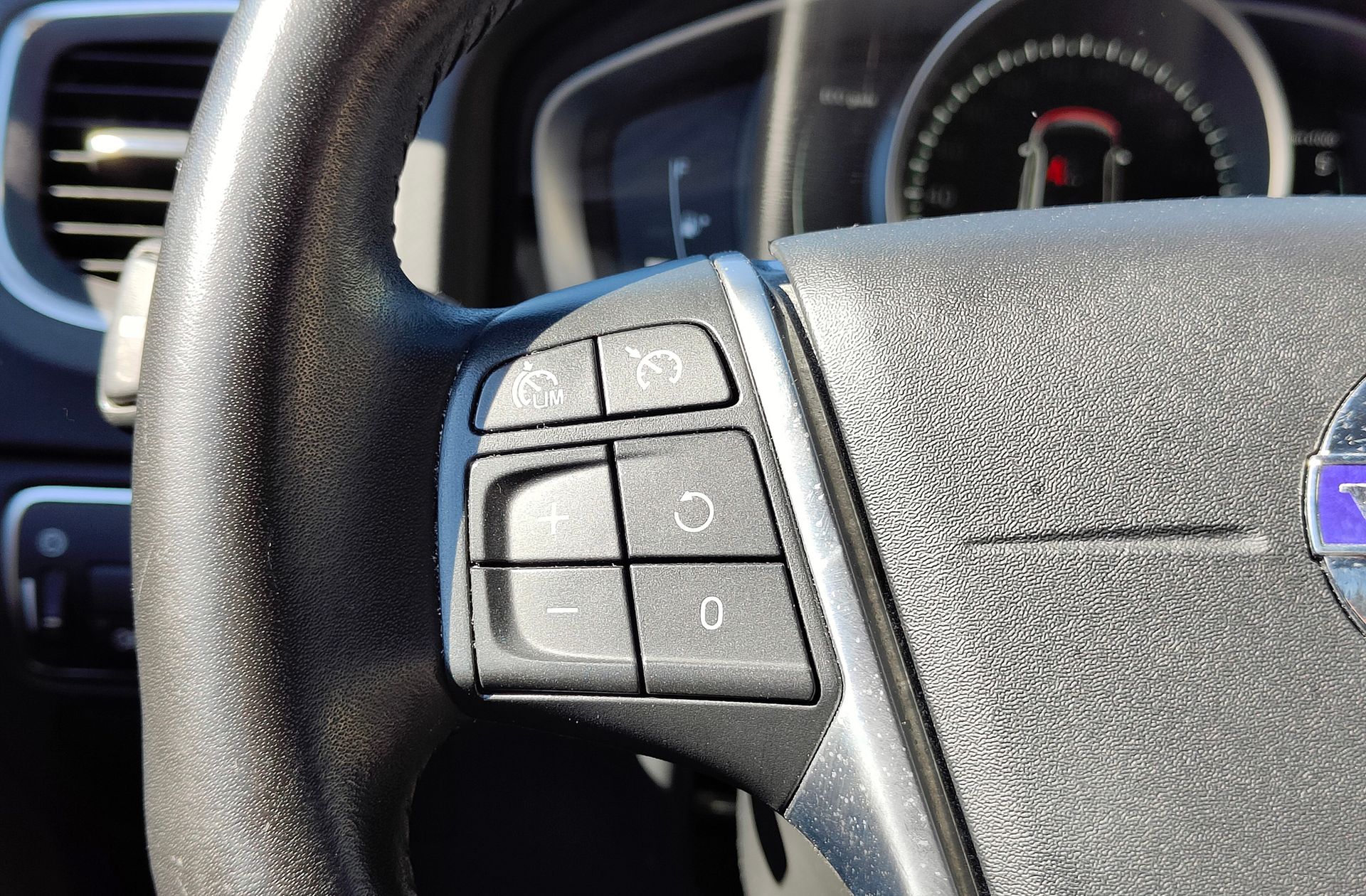 Volvo V60 D3 Kinetic - foto 24