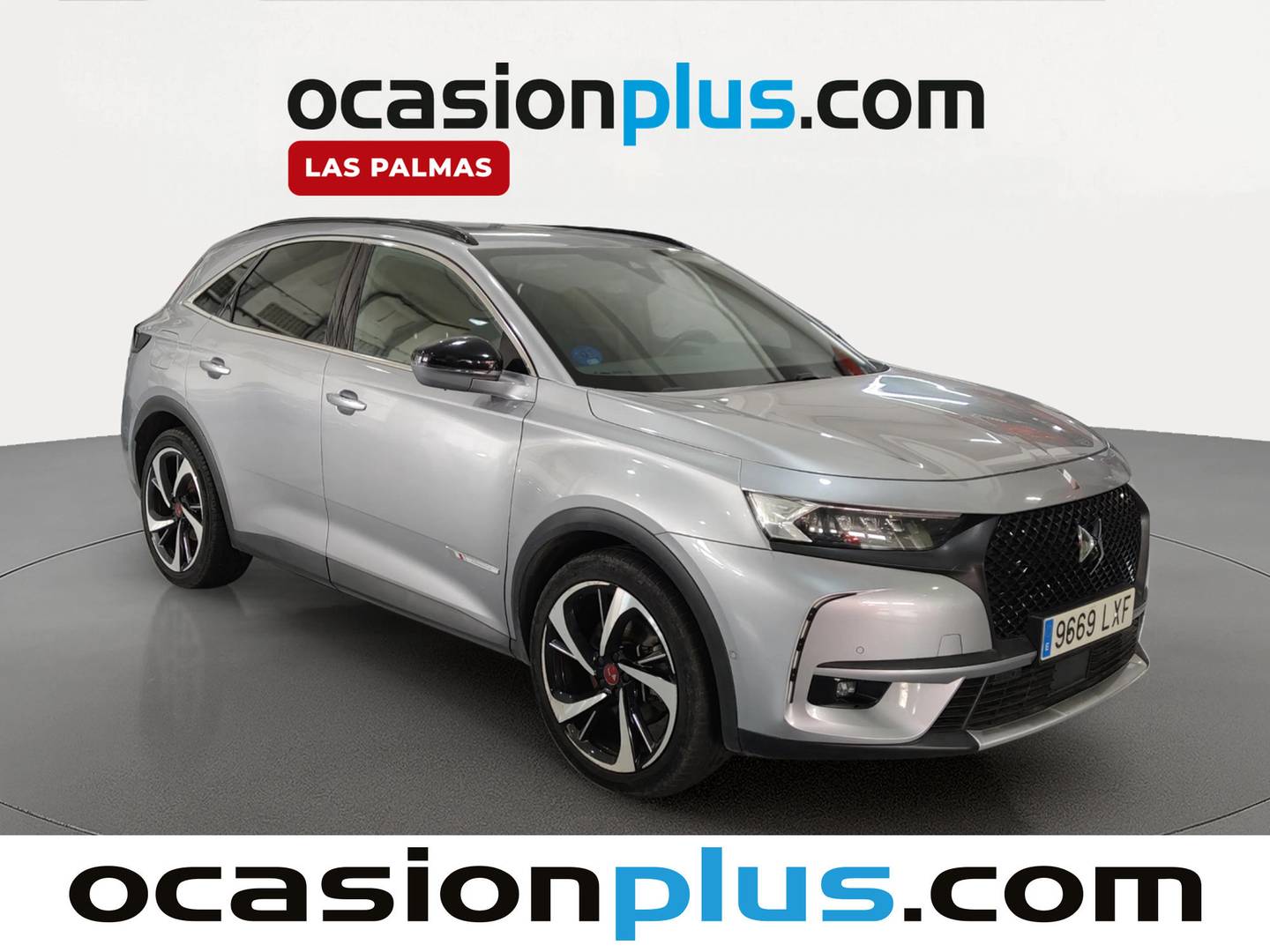 Foto delantera DS DS 7 Crossback DS DS7 Crossback 1.6 E-Tense 300 PERF. LINE + Auto 4WD izquierda