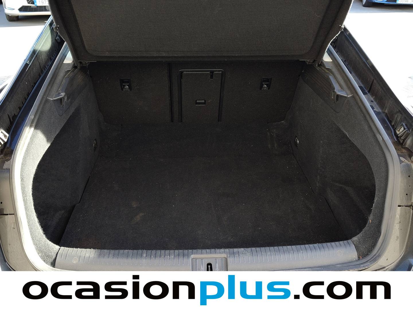 Foto Volkswagen Arteon Volkswagen Arteon Elegance 2.0 TDI  (150 CV) DSG