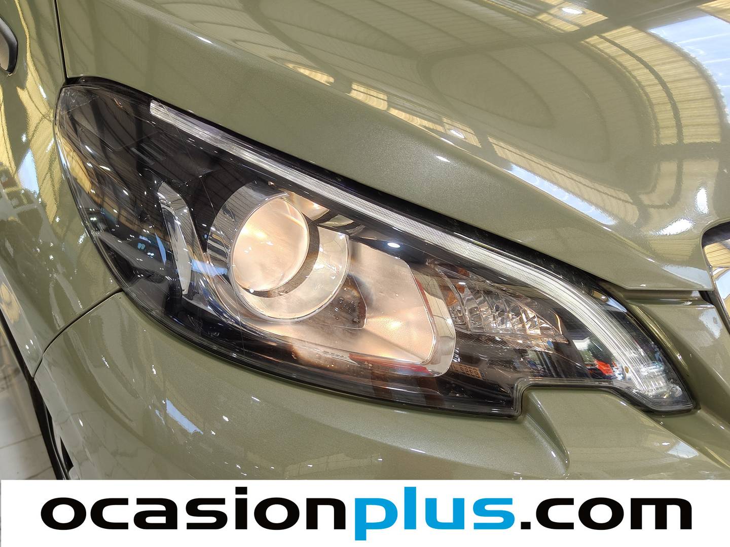 Acabados Peugeot 108 Peugeot 108 VTi Allure (72 CV)