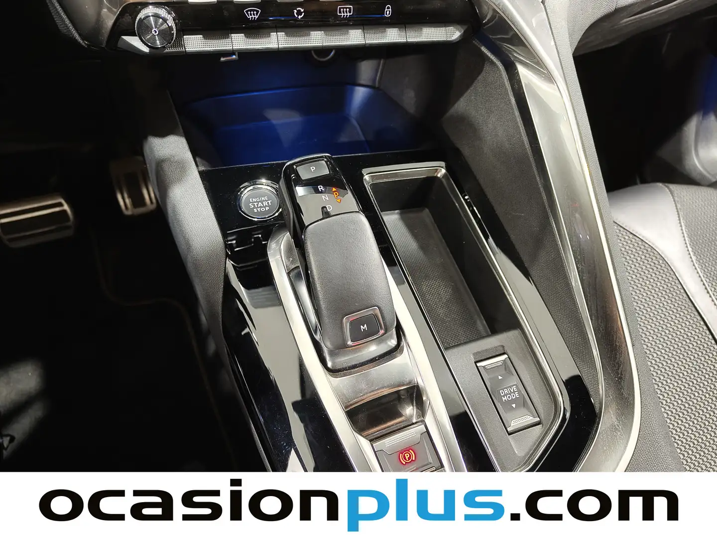 Foto Peugeot 3008 Peugeot 3008 PureTech 130 S&S GT EAT8 (130 CV)