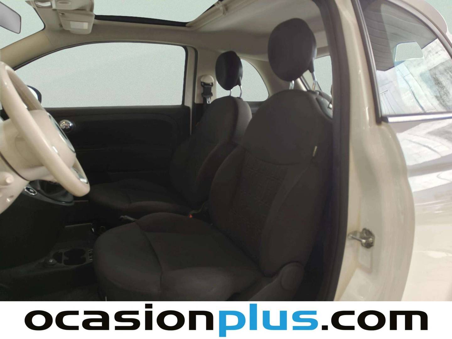 Foto asientos delanteros Fiat 500 Fiat 500 1.0 Hybrid Dolcevita (70 CV)