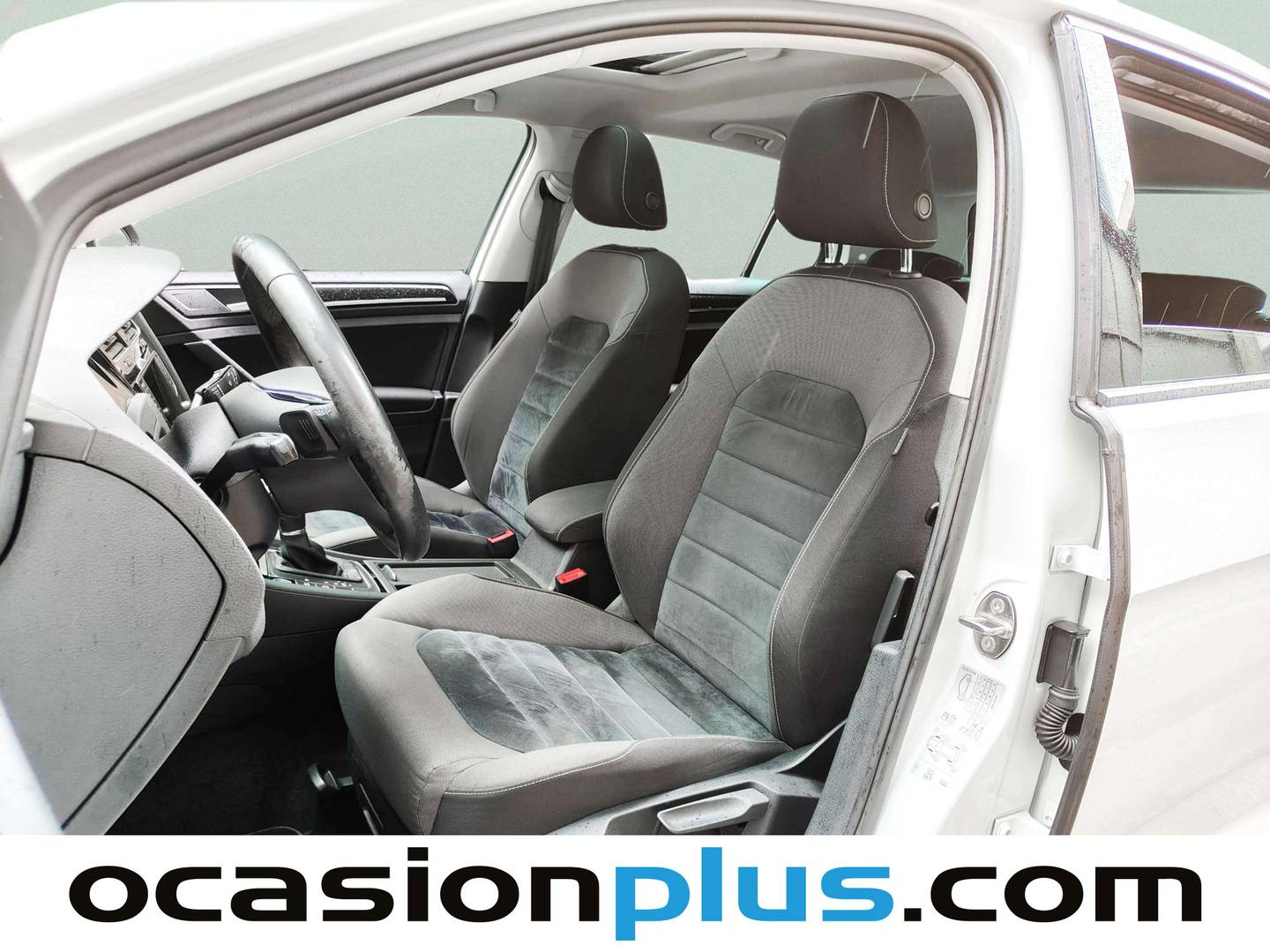 Foto asientos delanteros Volkswagen Golf Volkswagen Golf Sport 1.4 TSI BMT ACT Tech (150 CV) DSG Pack R-Line