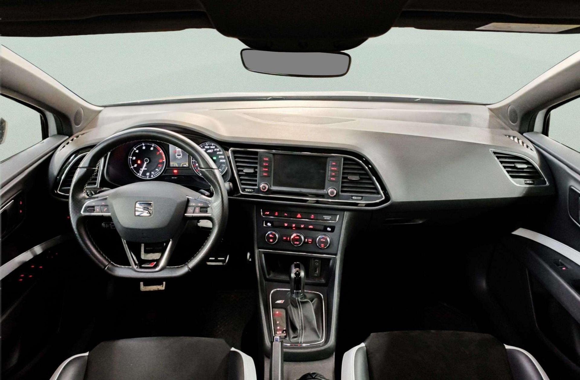 SEAT León ST 2.0 TSI Cupra DSG - foto 8