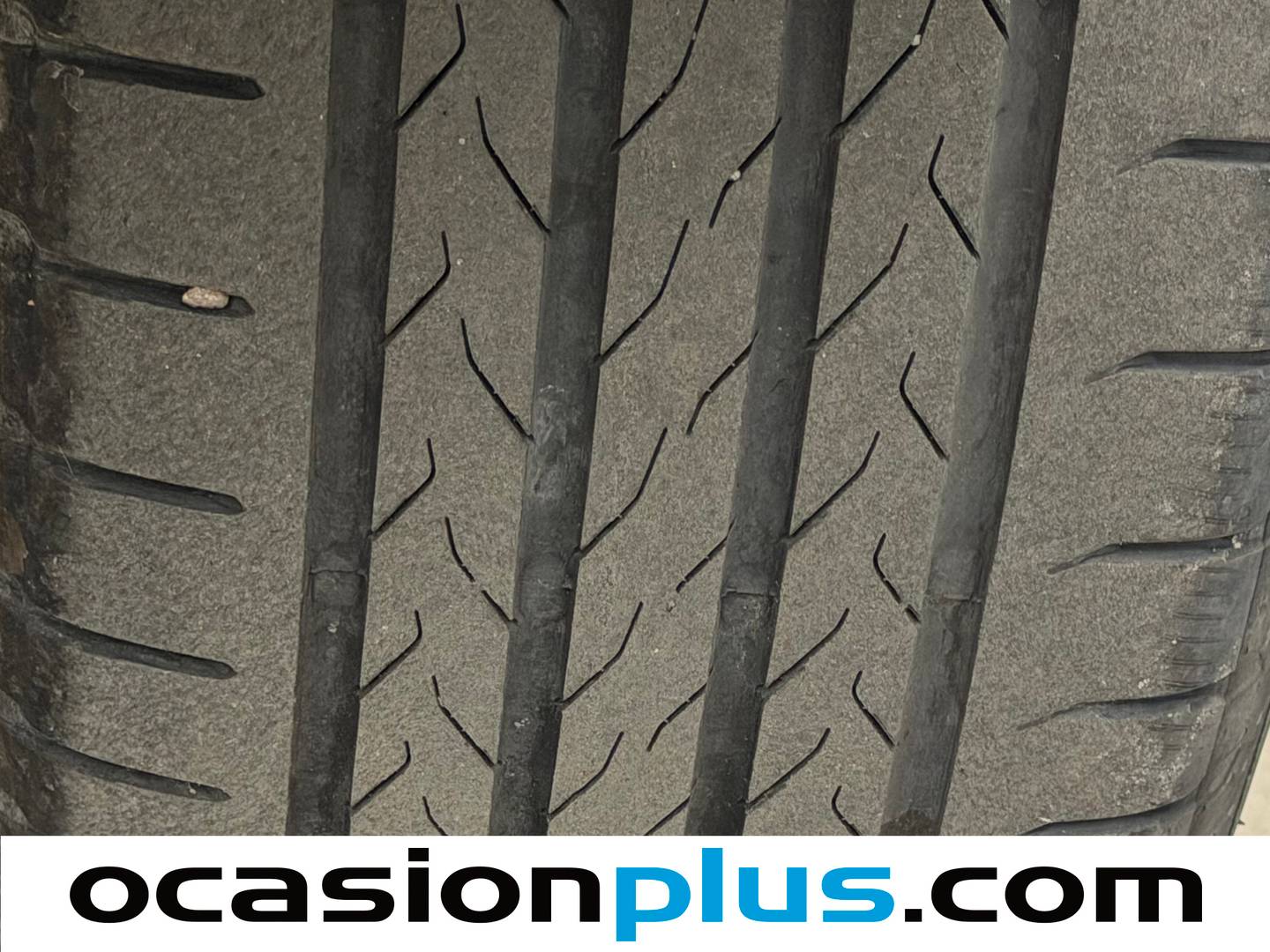 Peugeot 2008 Peugeot 2008 PureTech 130 S&S GT (130 CV) seminuevo