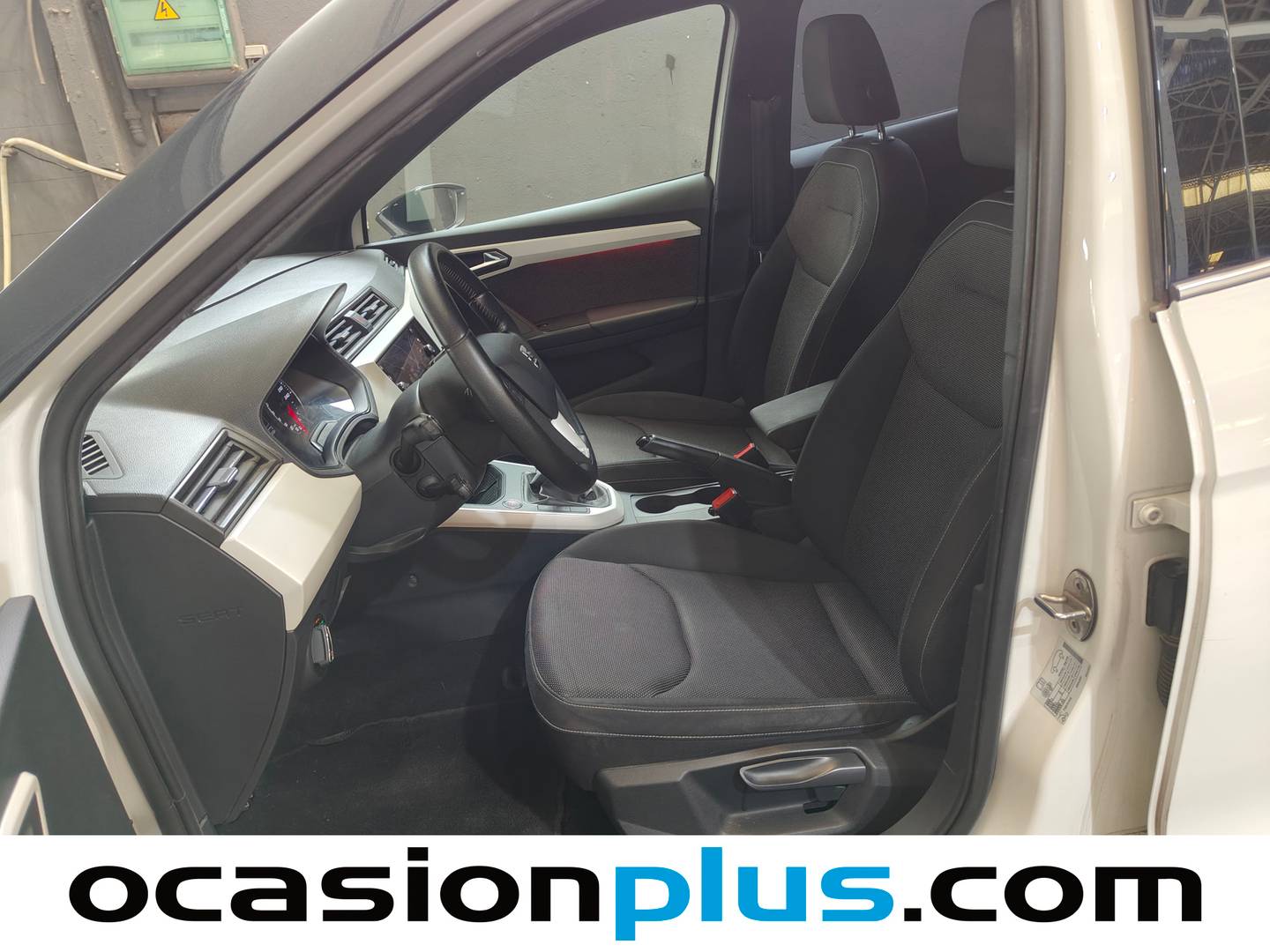 Foto asientos delanteros Seat Arona Seat Arona 1.0 TSI S&S Xperience Ecomotive (115 CV)