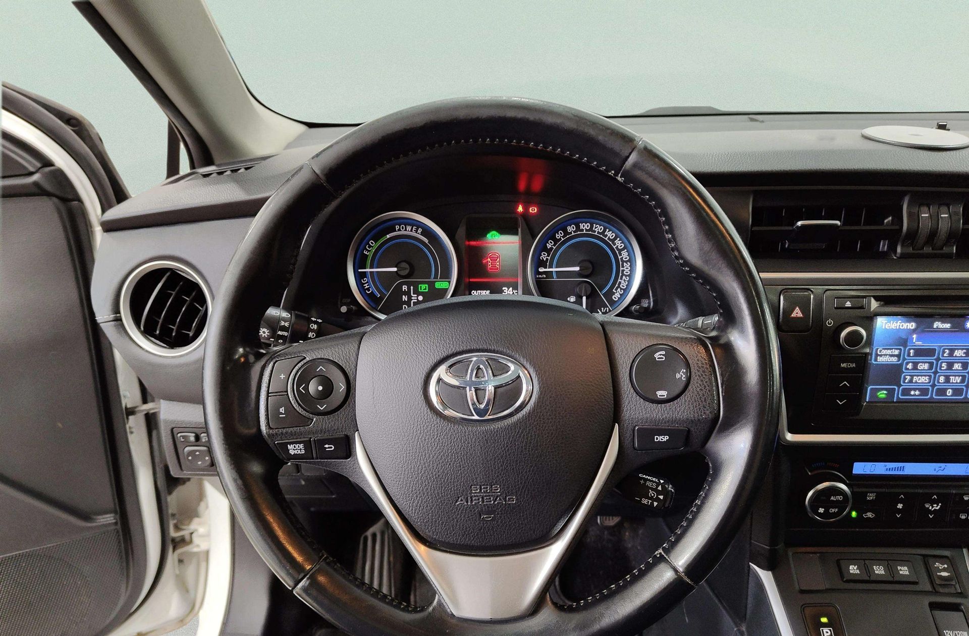 Toyota Auris Hybrid Advance - foto 21