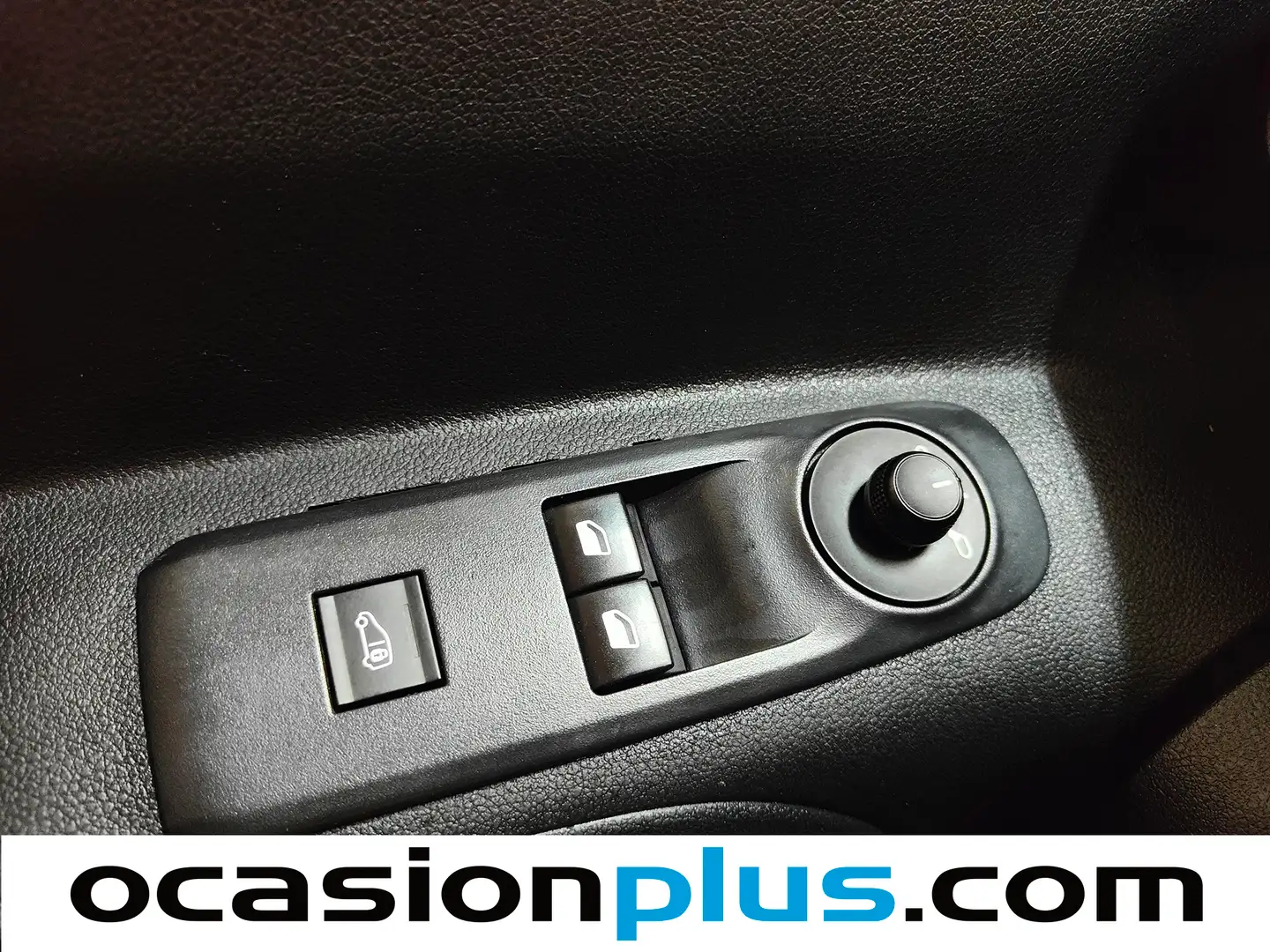 Foto Peugeot Partner Peugeot Partner Furgon BlueHDi 100 S&S Pro Standard 600kg (98 CV)