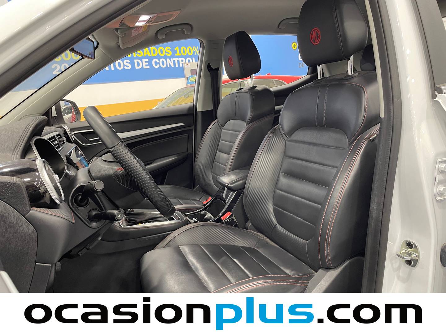 Acabados MG ZS MG ZS 1.0T Luxury Auto (111 CV)