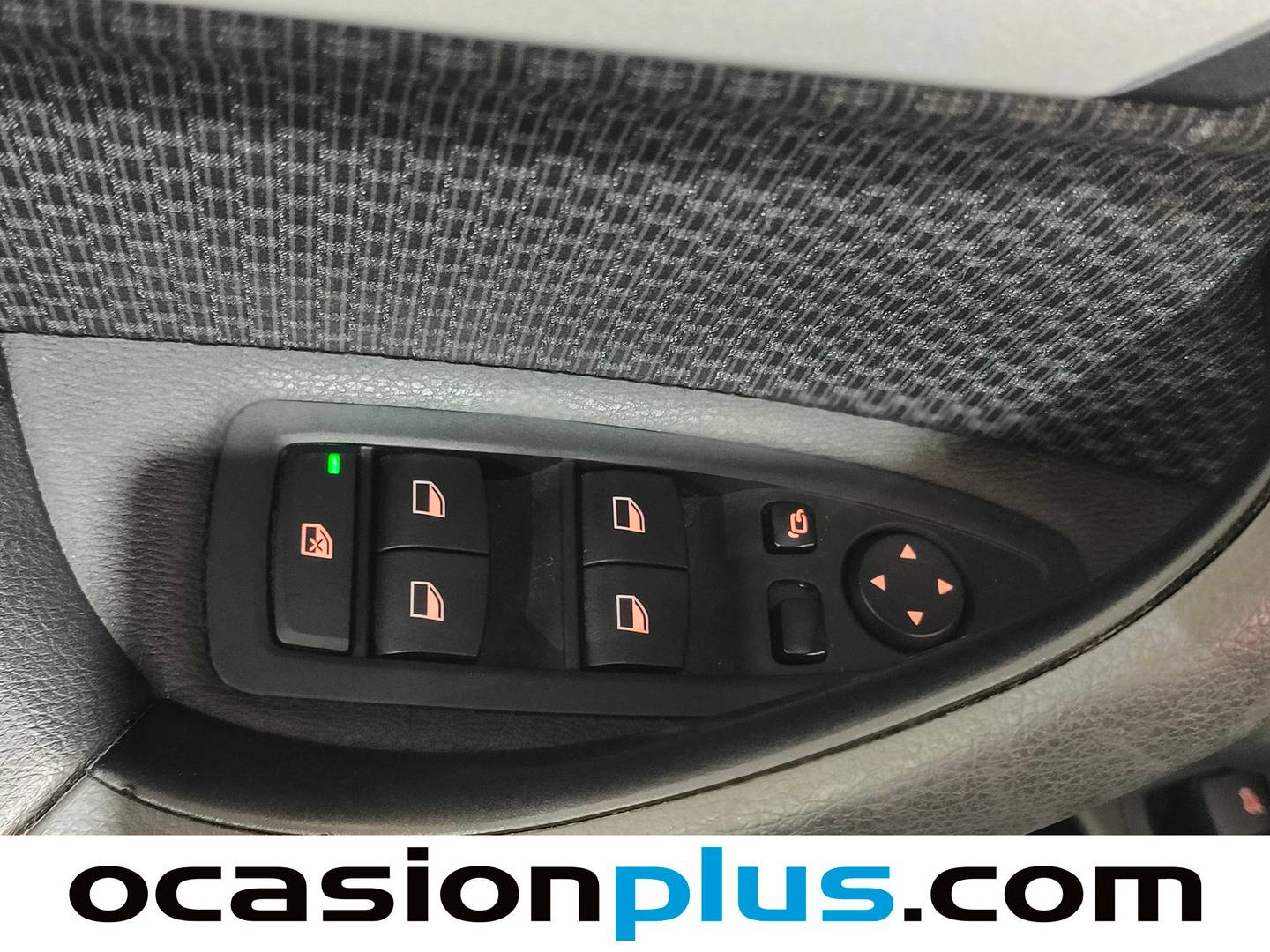 Foto BMW X1 BMW X1 sDrive18i (140 CV)