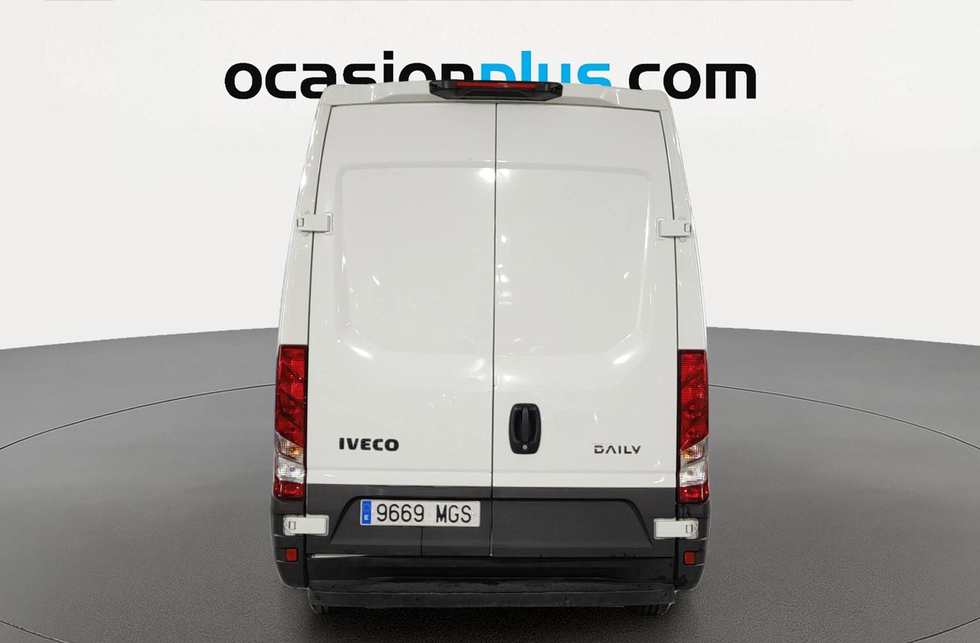 Iveco Daily Furgon 35S 16 V 3520L/H2 - foto 12