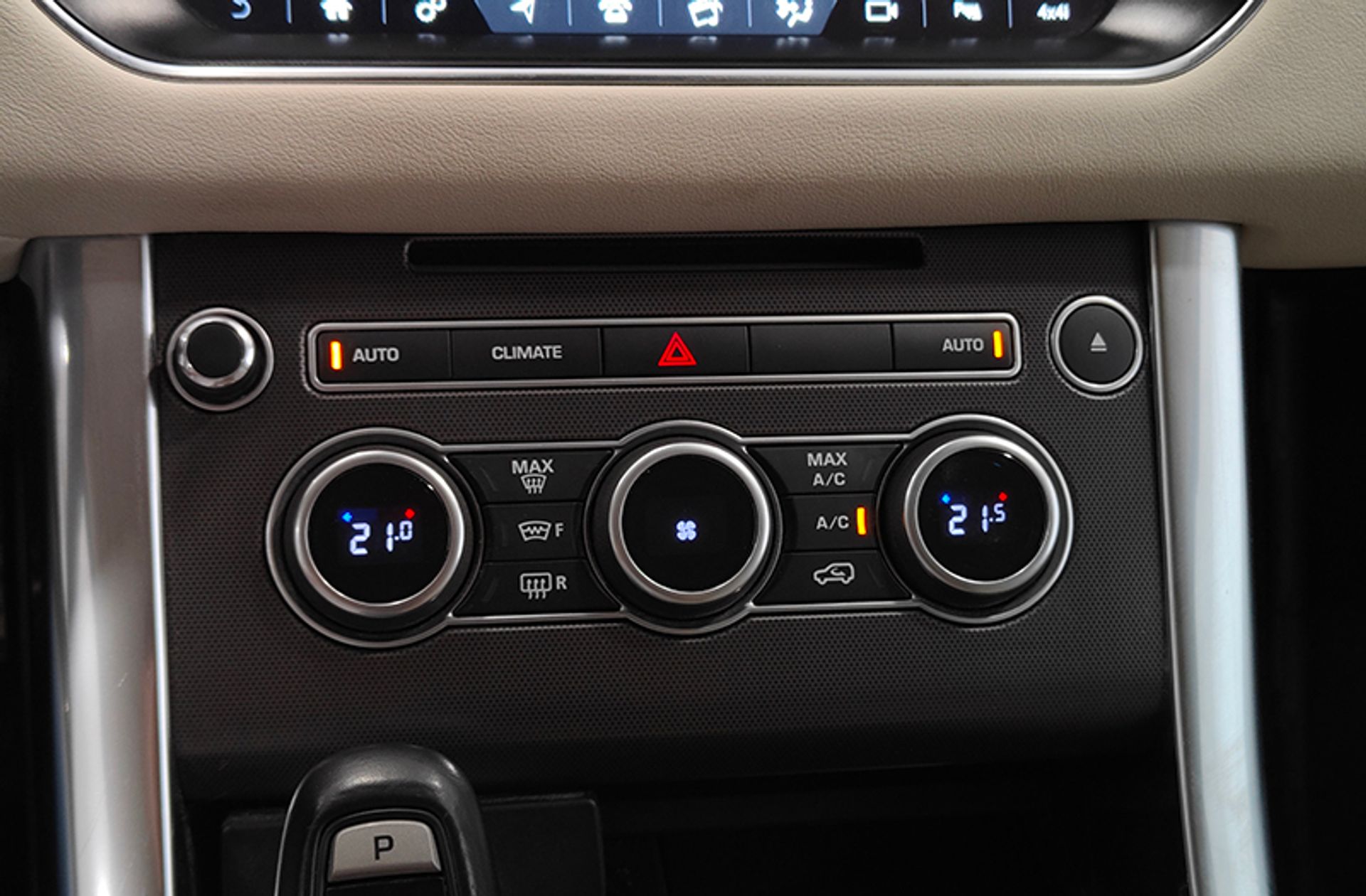 Land Rover Range Rover Sport 5.0 V8 Supercharged HSE Dynamic - foto 34